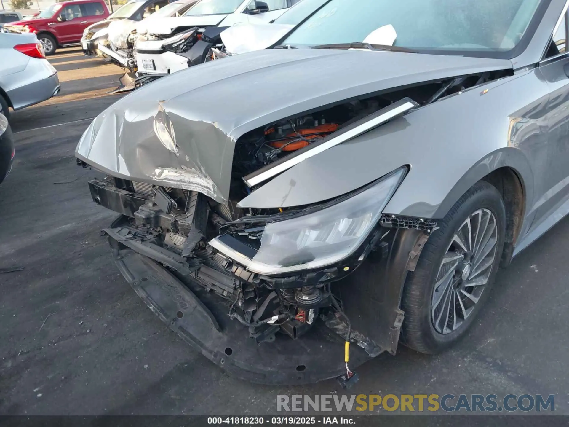 11 Photograph of a damaged car KMHL34JJ8PA058988 HYUNDAI SONATA HYBRID 2023