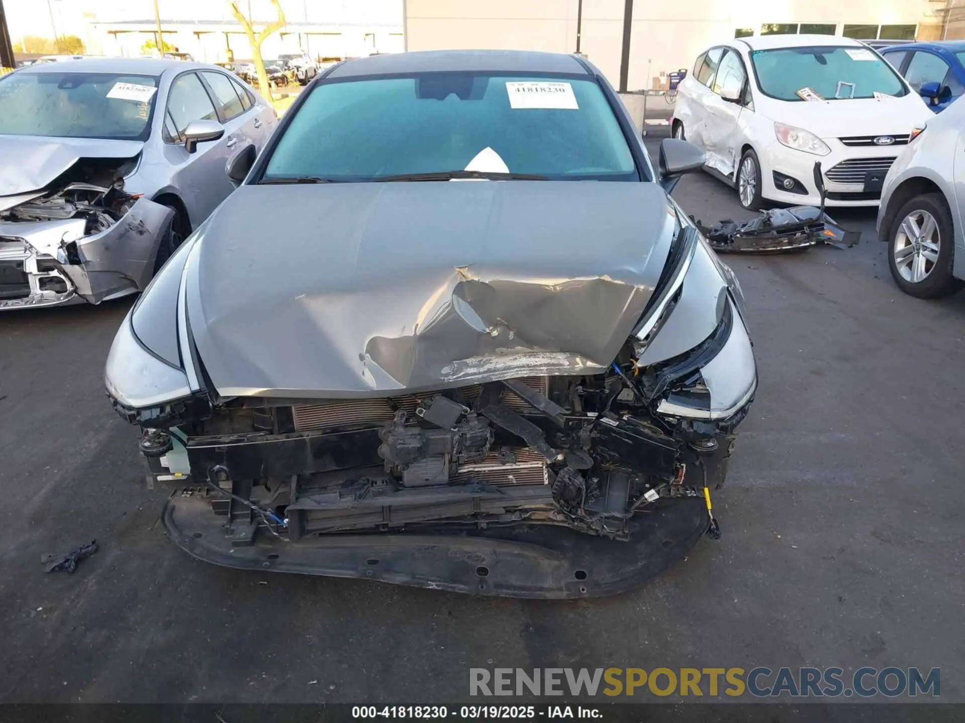 12 Photograph of a damaged car KMHL34JJ8PA058988 HYUNDAI SONATA HYBRID 2023