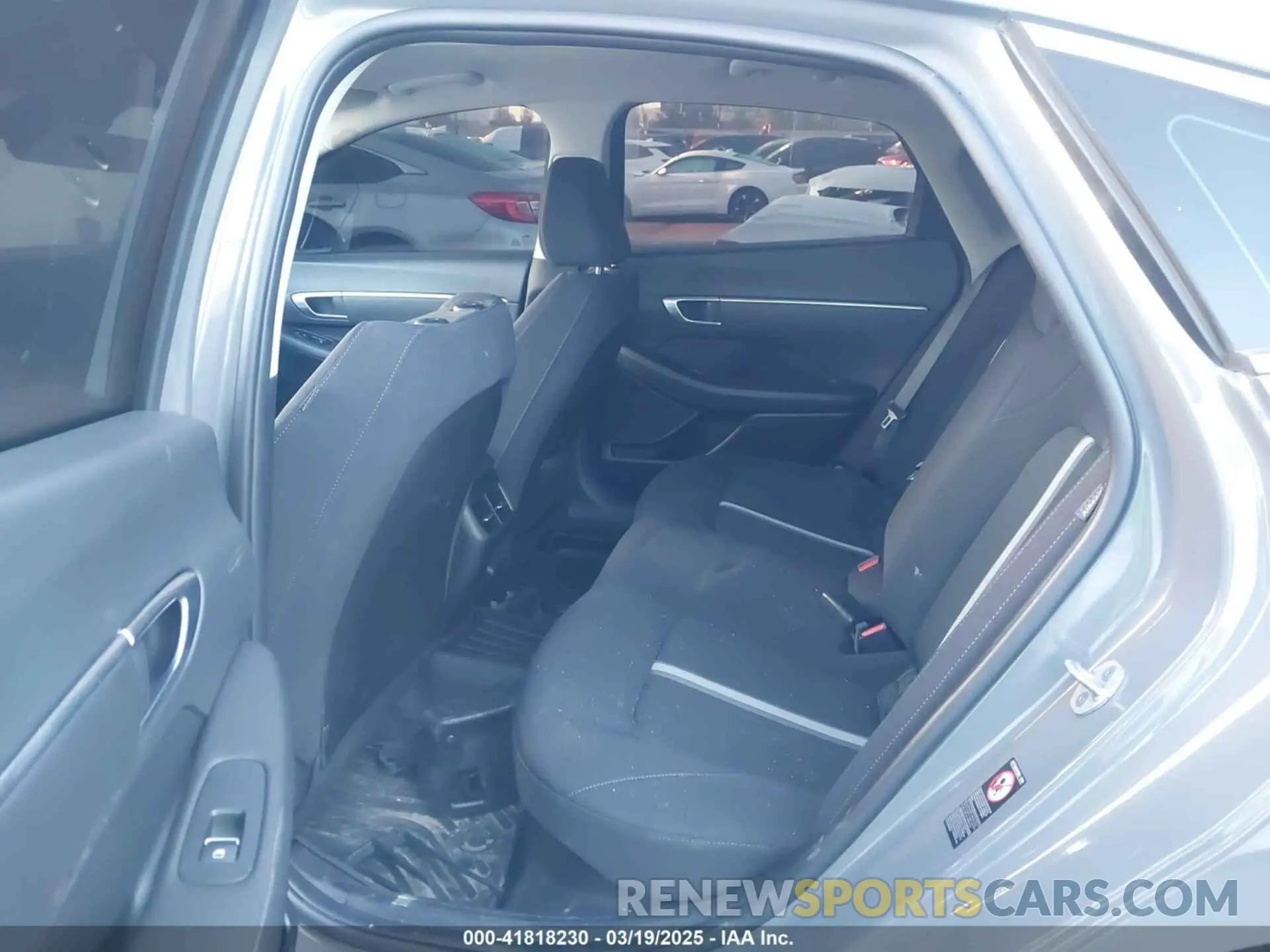 8 Photograph of a damaged car KMHL34JJ8PA058988 HYUNDAI SONATA HYBRID 2023