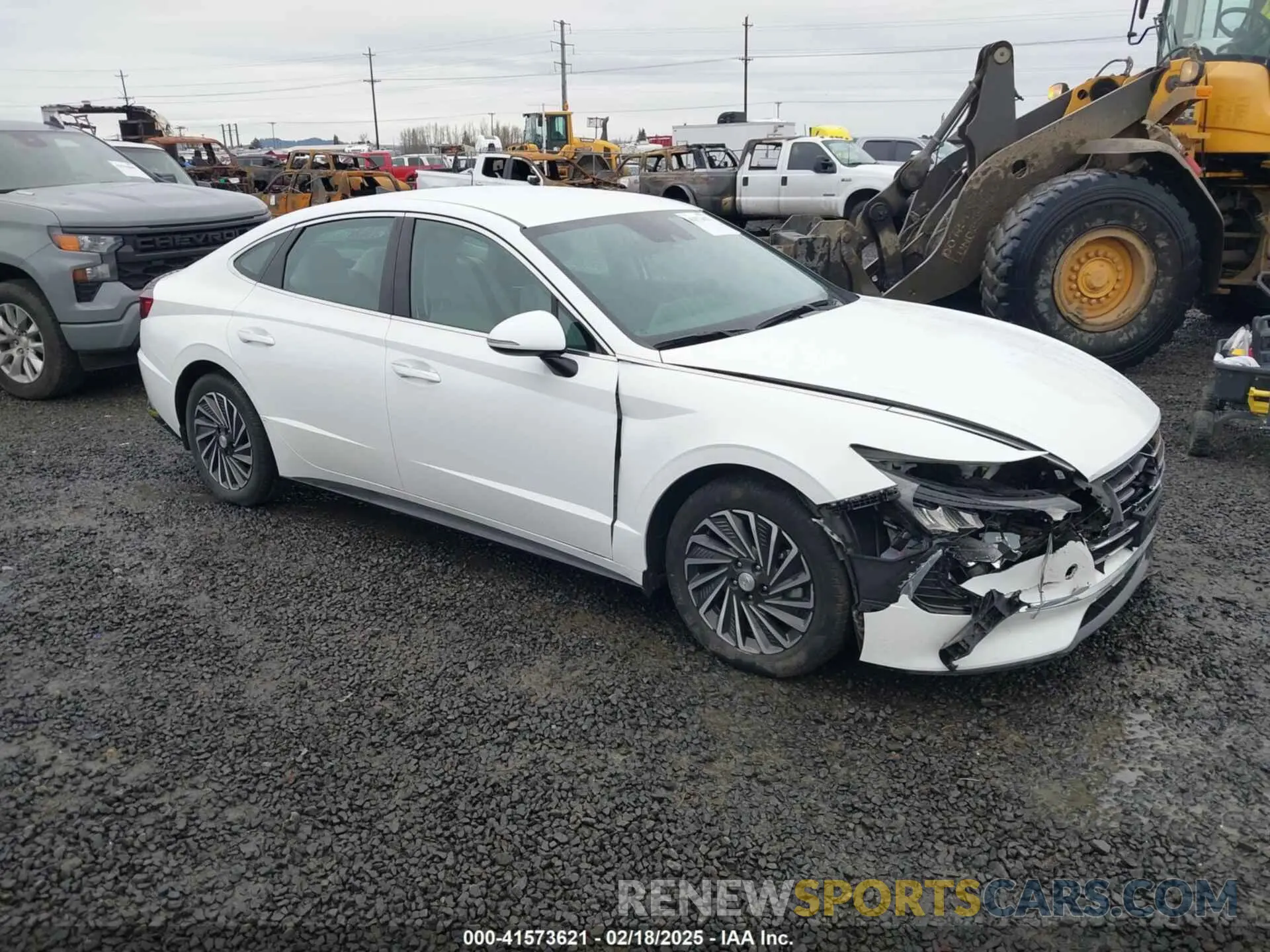 1 Photograph of a damaged car KMHL34JJXPA054067 HYUNDAI SONATA HYBRID 2023