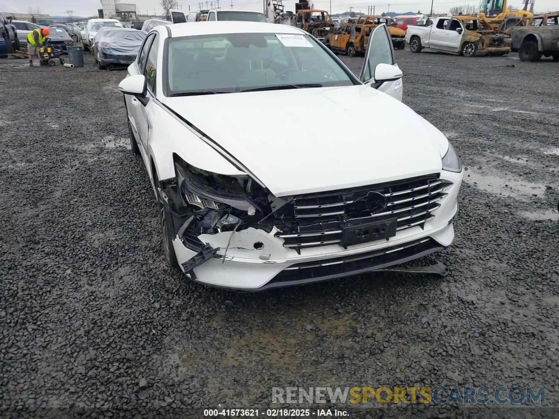 6 Photograph of a damaged car KMHL34JJXPA054067 HYUNDAI SONATA HYBRID 2023