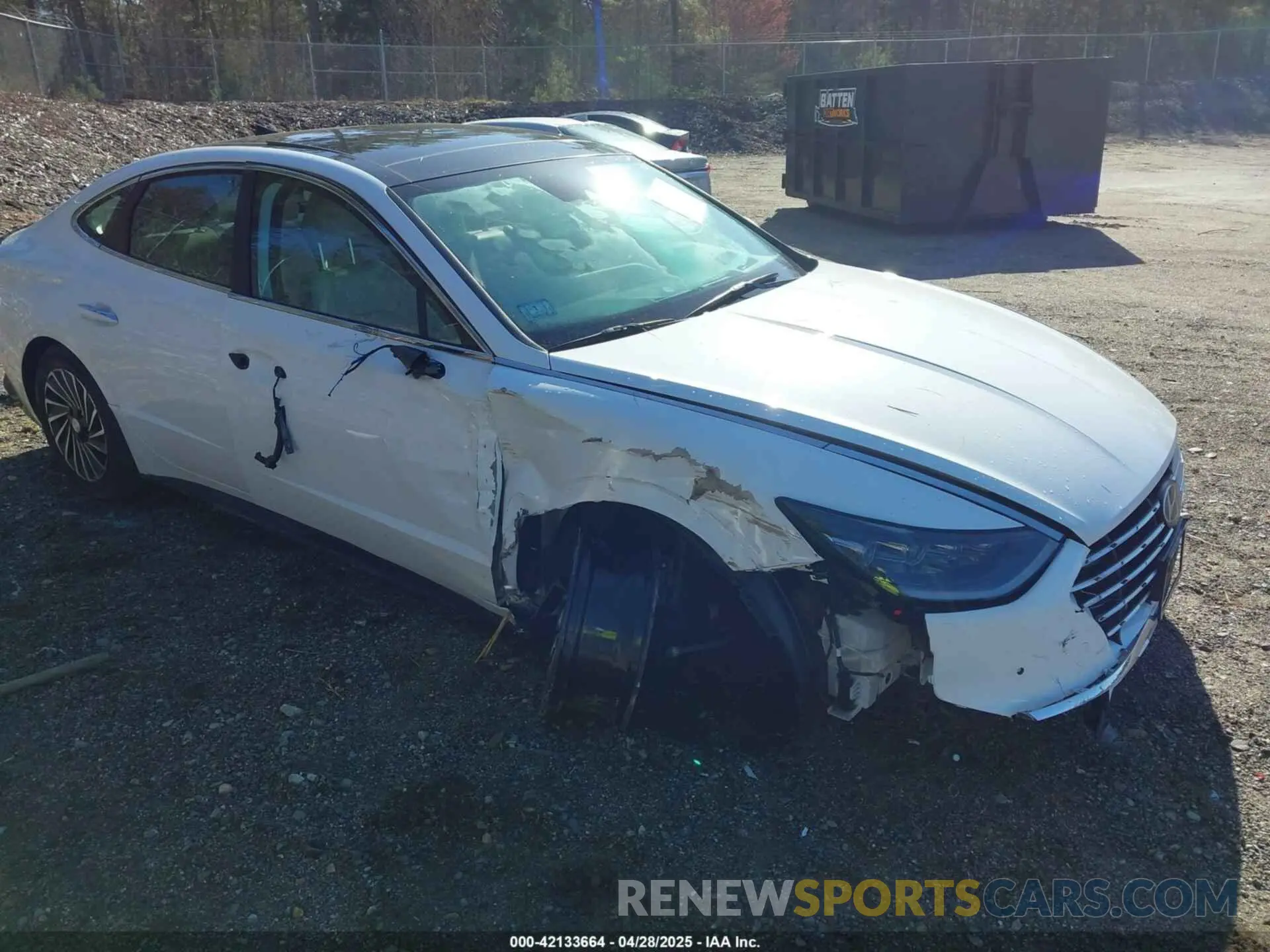 1 Photograph of a damaged car KMHL54JJ0PA066013 HYUNDAI SONATA HYBRID 2023