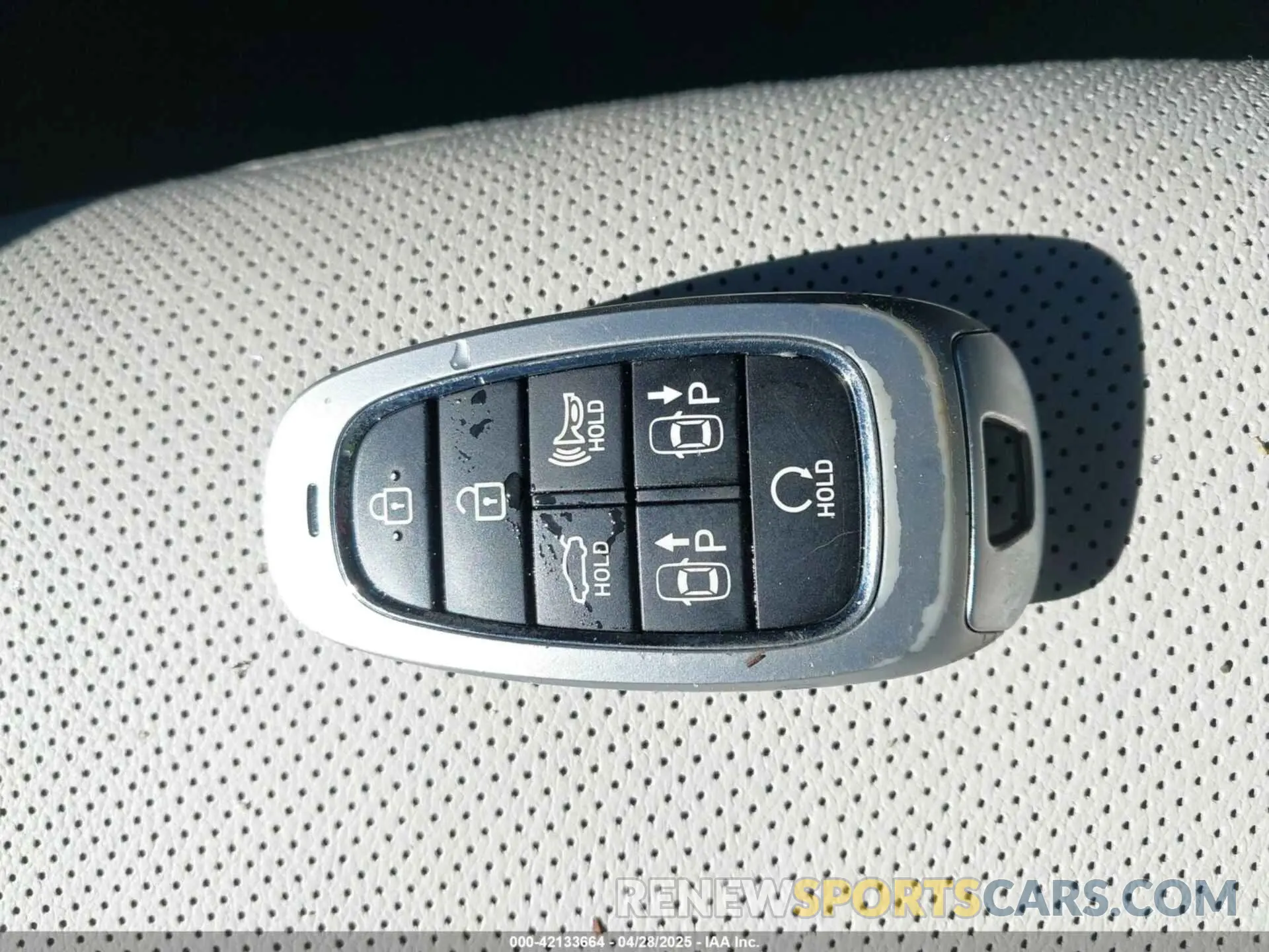 11 Photograph of a damaged car KMHL54JJ0PA066013 HYUNDAI SONATA HYBRID 2023