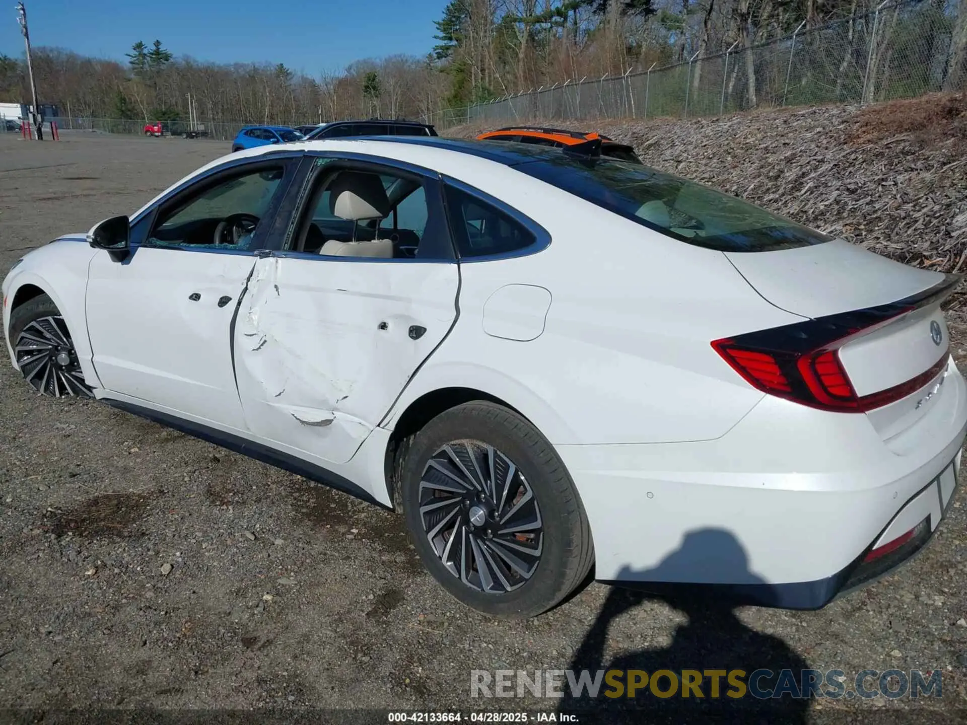 3 Photograph of a damaged car KMHL54JJ0PA066013 HYUNDAI SONATA HYBRID 2023