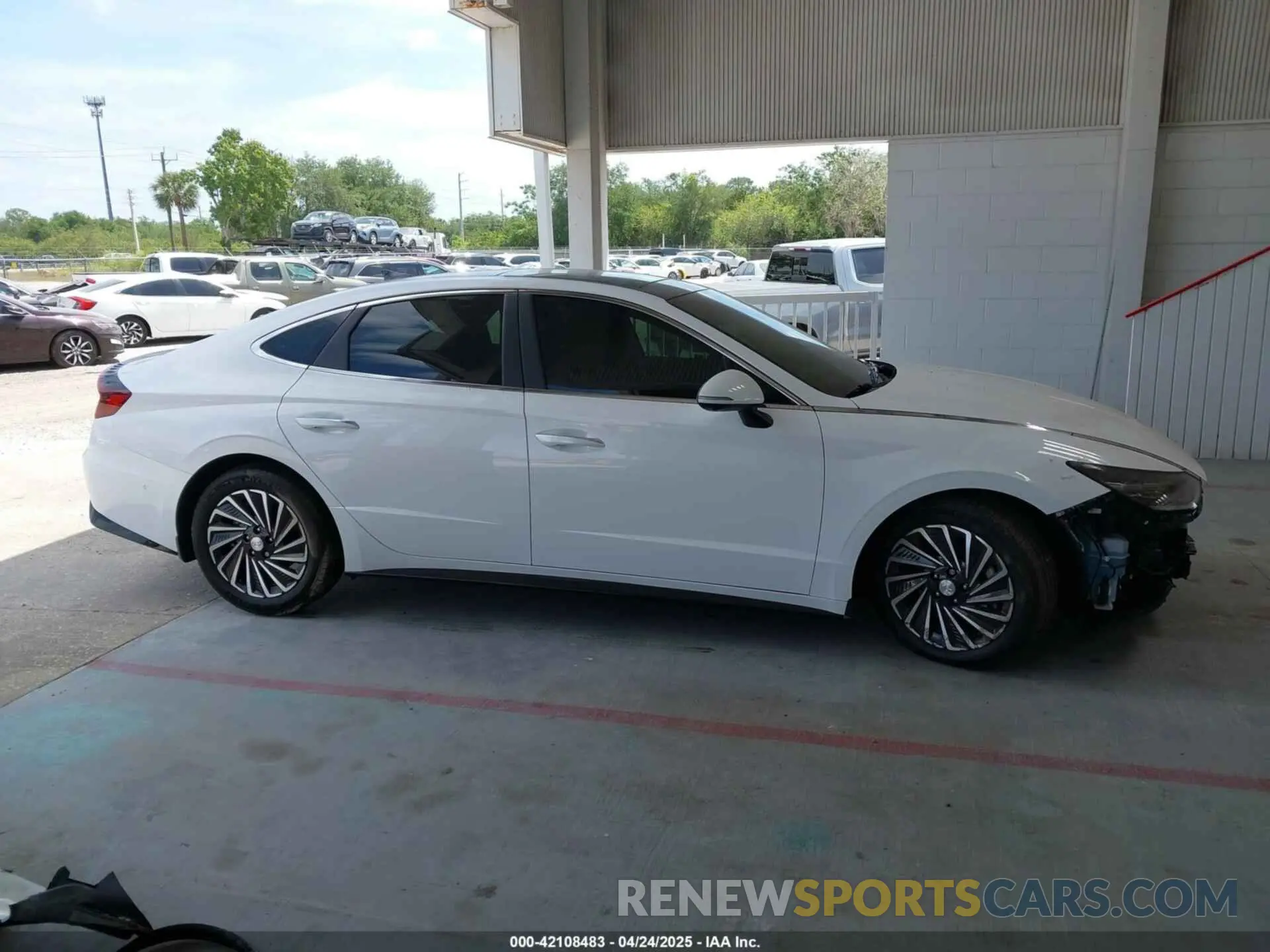 14 Photograph of a damaged car KMHL54JJ0PA071096 HYUNDAI SONATA HYBRID 2023