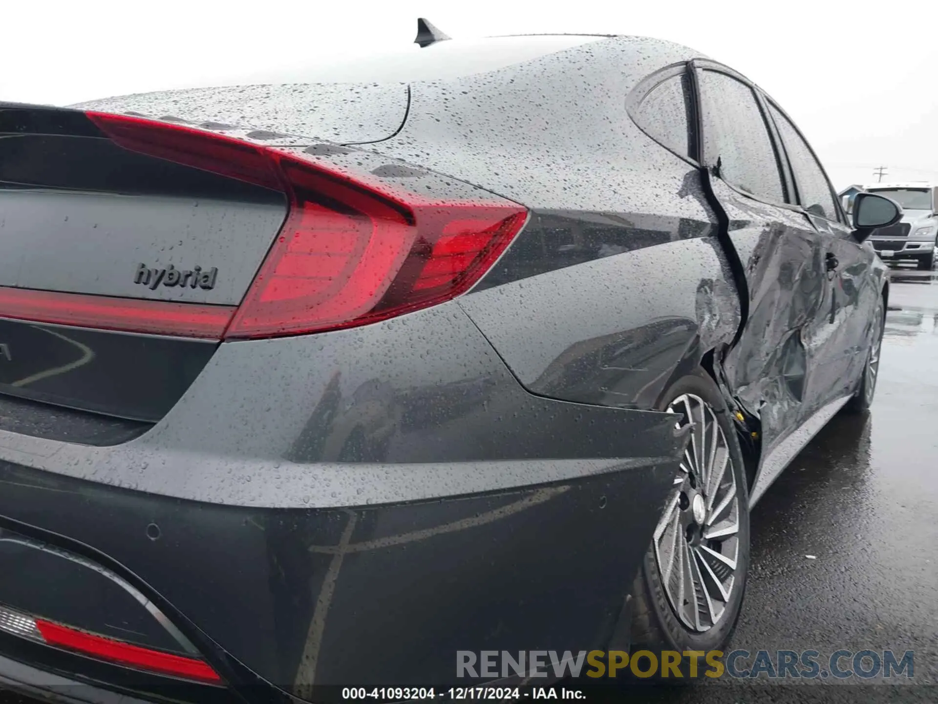 18 Photograph of a damaged car KMHL54JJ5PA064516 HYUNDAI SONATA HYBRID 2023