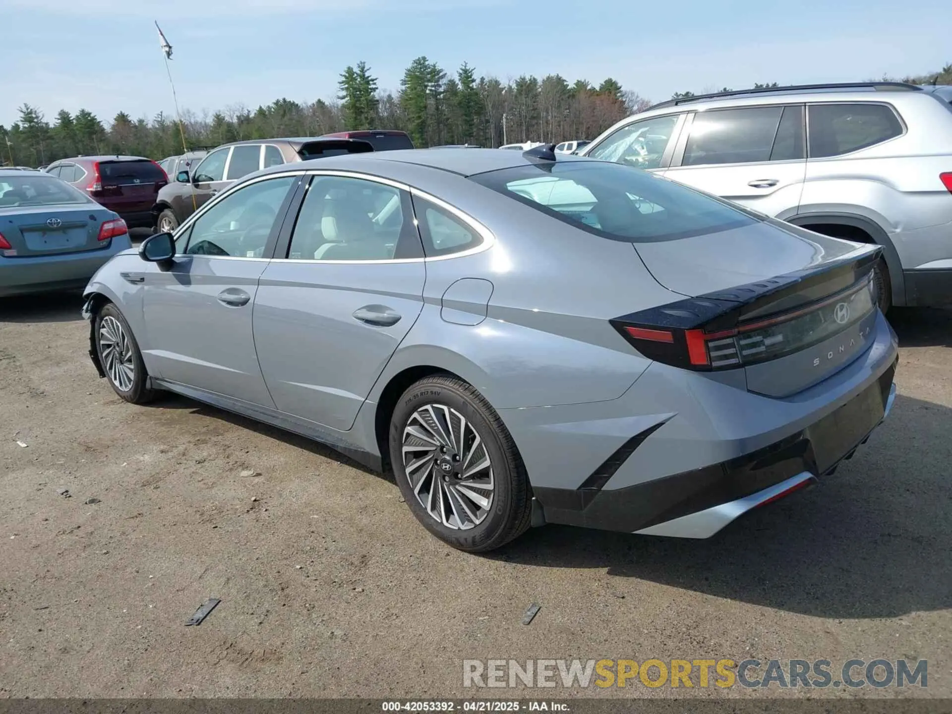 3 Photograph of a damaged car KMHL34JJ1RA100694 HYUNDAI SONATA HYBRID 2024