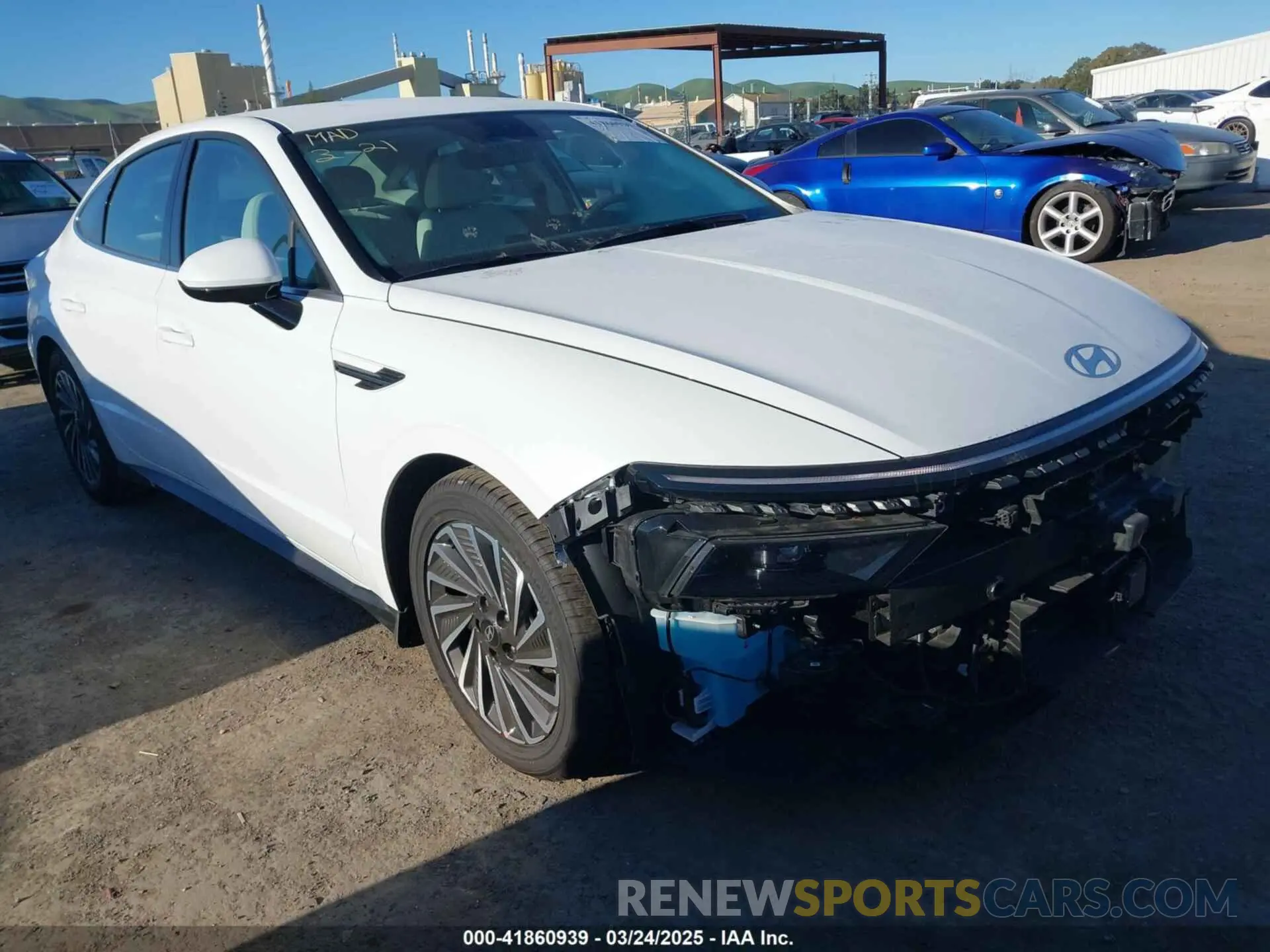 1 Photograph of a damaged car KMHL34JJ2RA086417 HYUNDAI SONATA HYBRID 2024