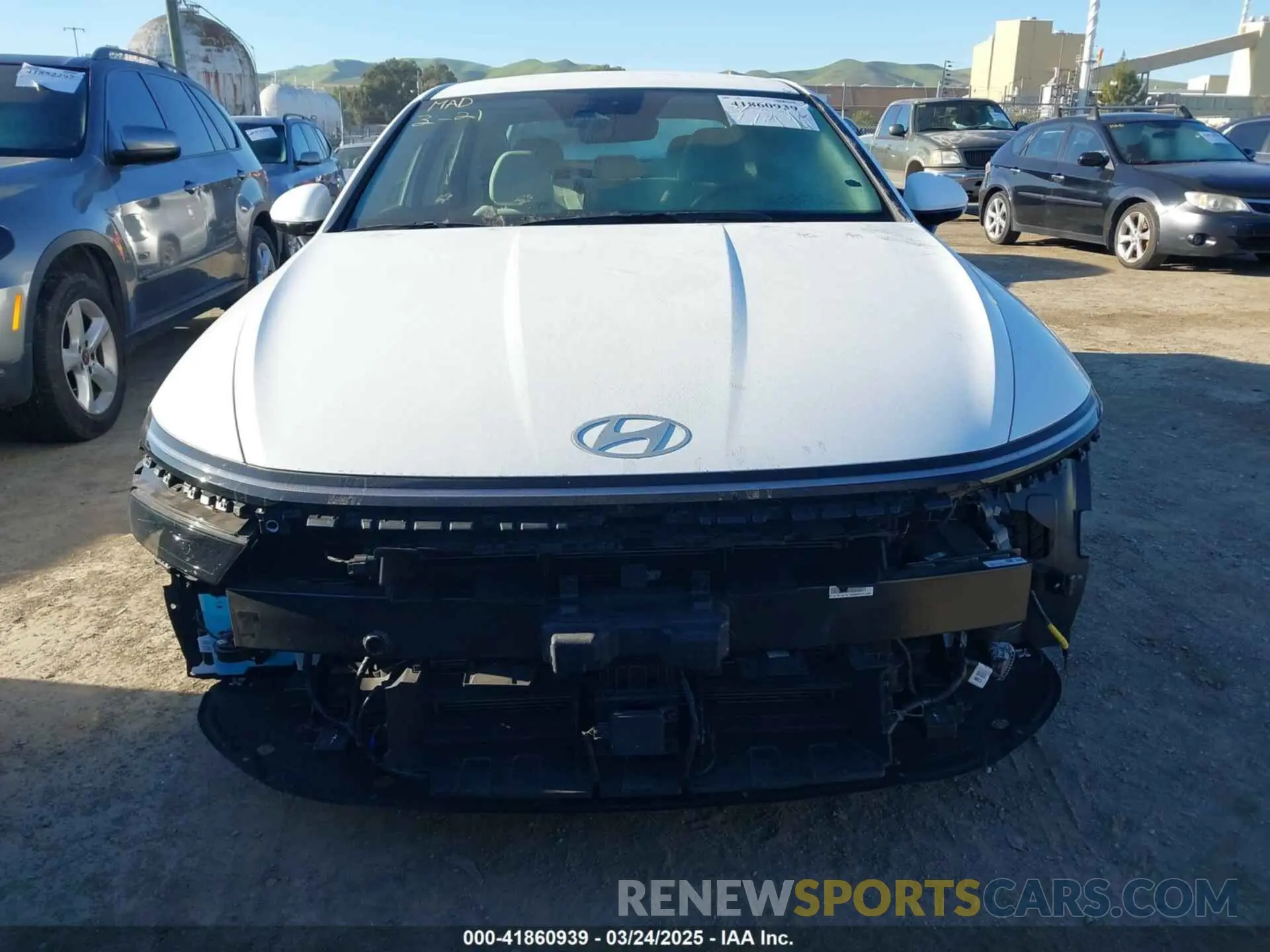 13 Photograph of a damaged car KMHL34JJ2RA086417 HYUNDAI SONATA HYBRID 2024