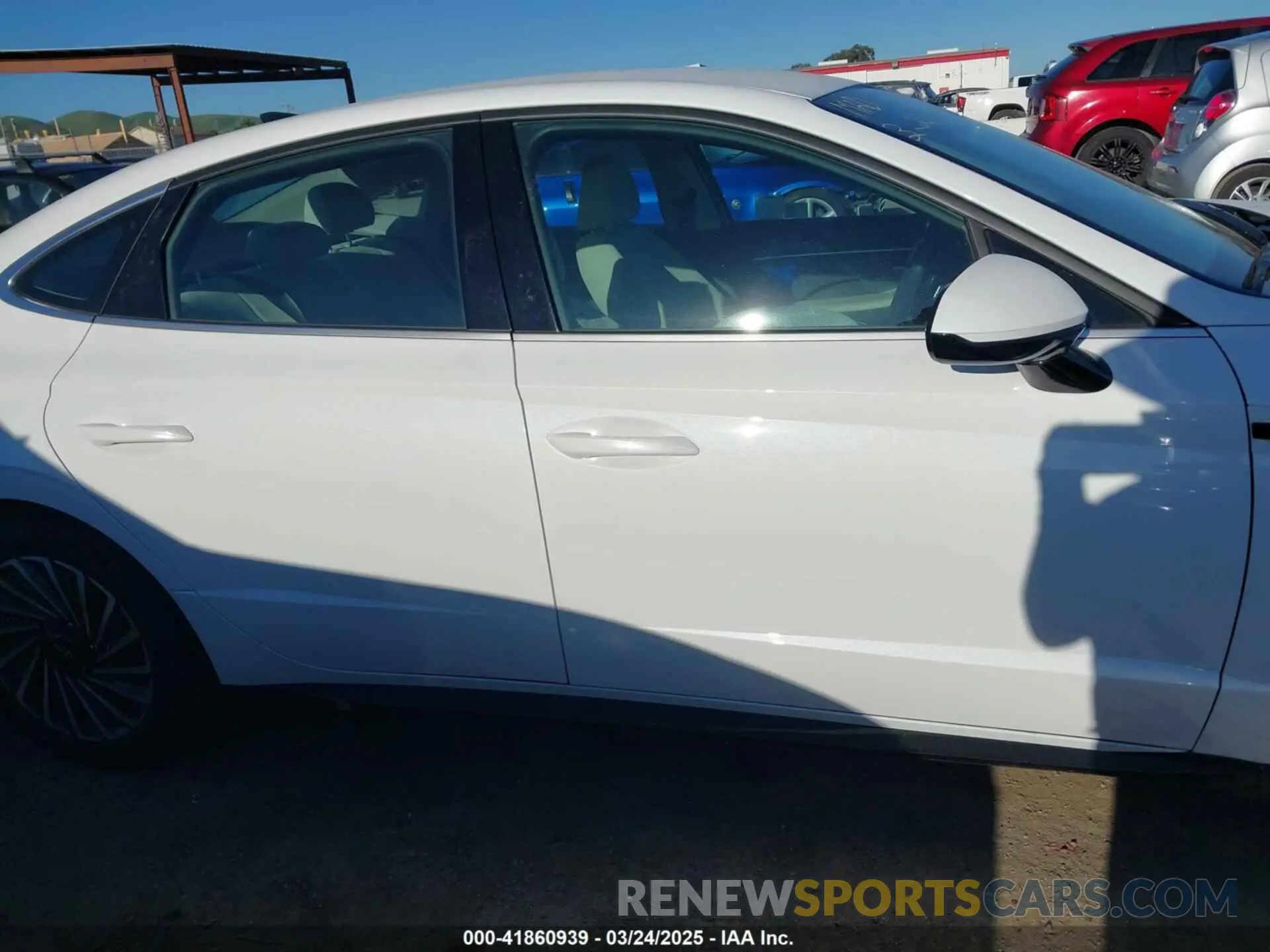14 Photograph of a damaged car KMHL34JJ2RA086417 HYUNDAI SONATA HYBRID 2024