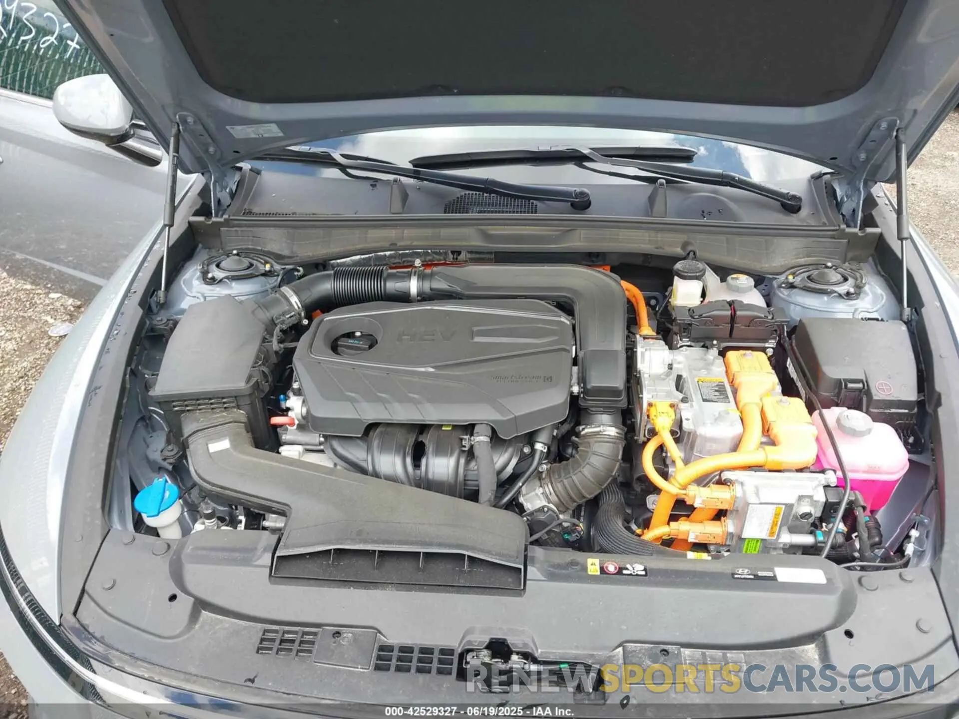 10 Photograph of a damaged car KMHL34JJ3RA101331 HYUNDAI SONATA HYBRID 2024