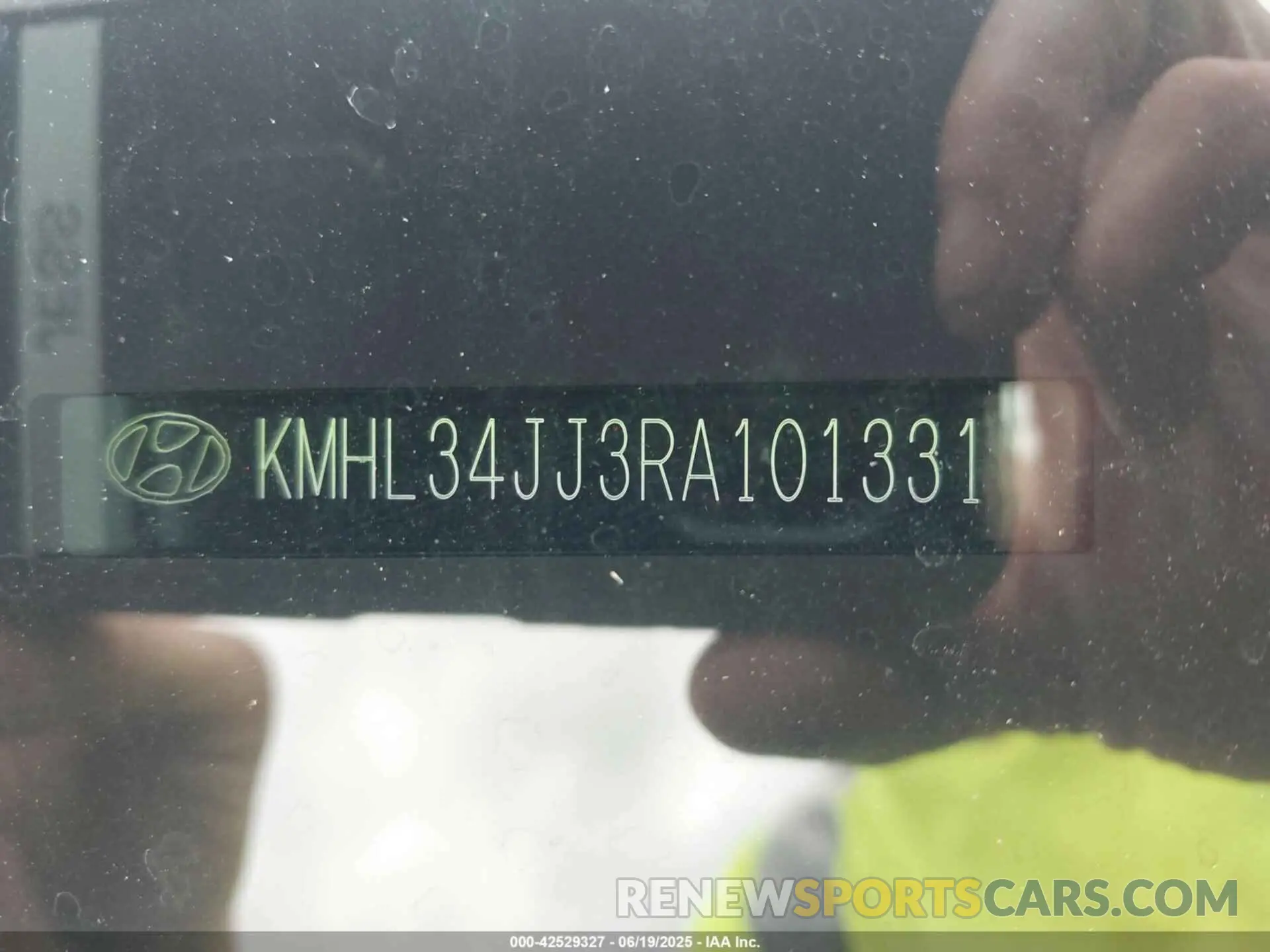 9 Photograph of a damaged car KMHL34JJ3RA101331 HYUNDAI SONATA HYBRID 2024