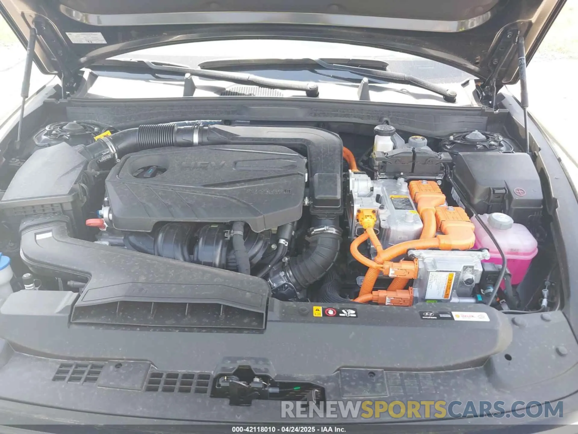 10 Photograph of a damaged car KMHL54JJ7RA102010 HYUNDAI SONATA HYBRID 2024