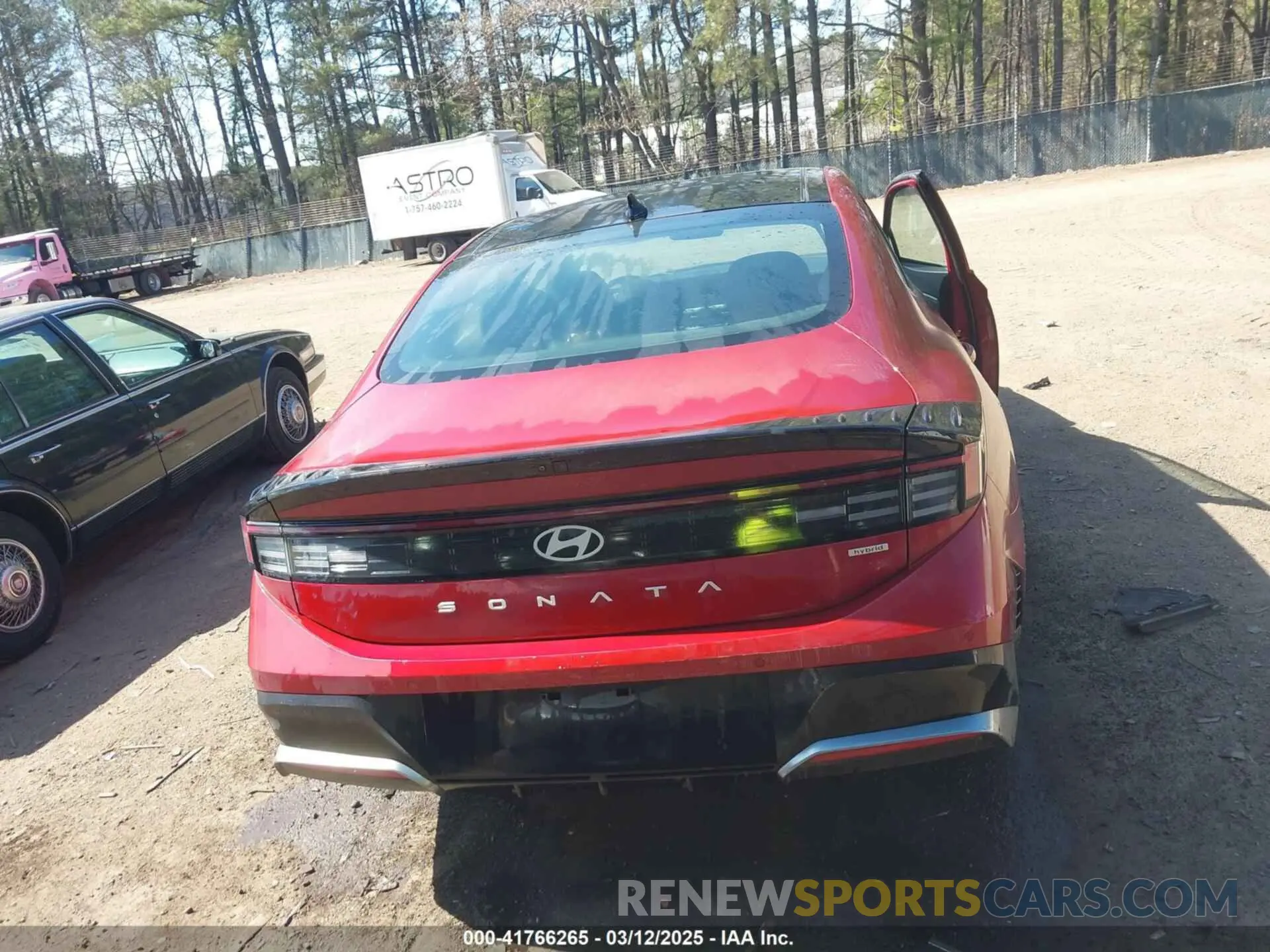 16 Photograph of a damaged car KMHL54JJ8RA086609 HYUNDAI SONATA HYBRID 2024