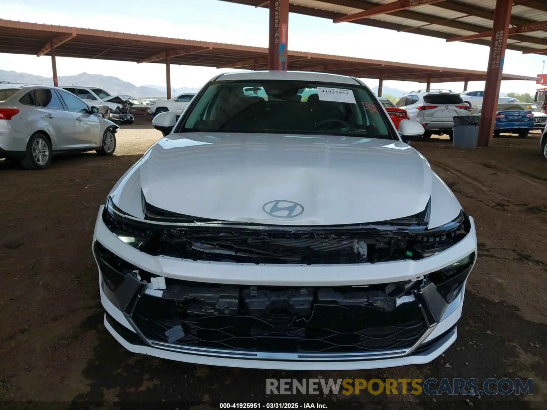 11 Photograph of a damaged car KMHL34JJ0SA108999 HYUNDAI SONATA HYBRID 2025