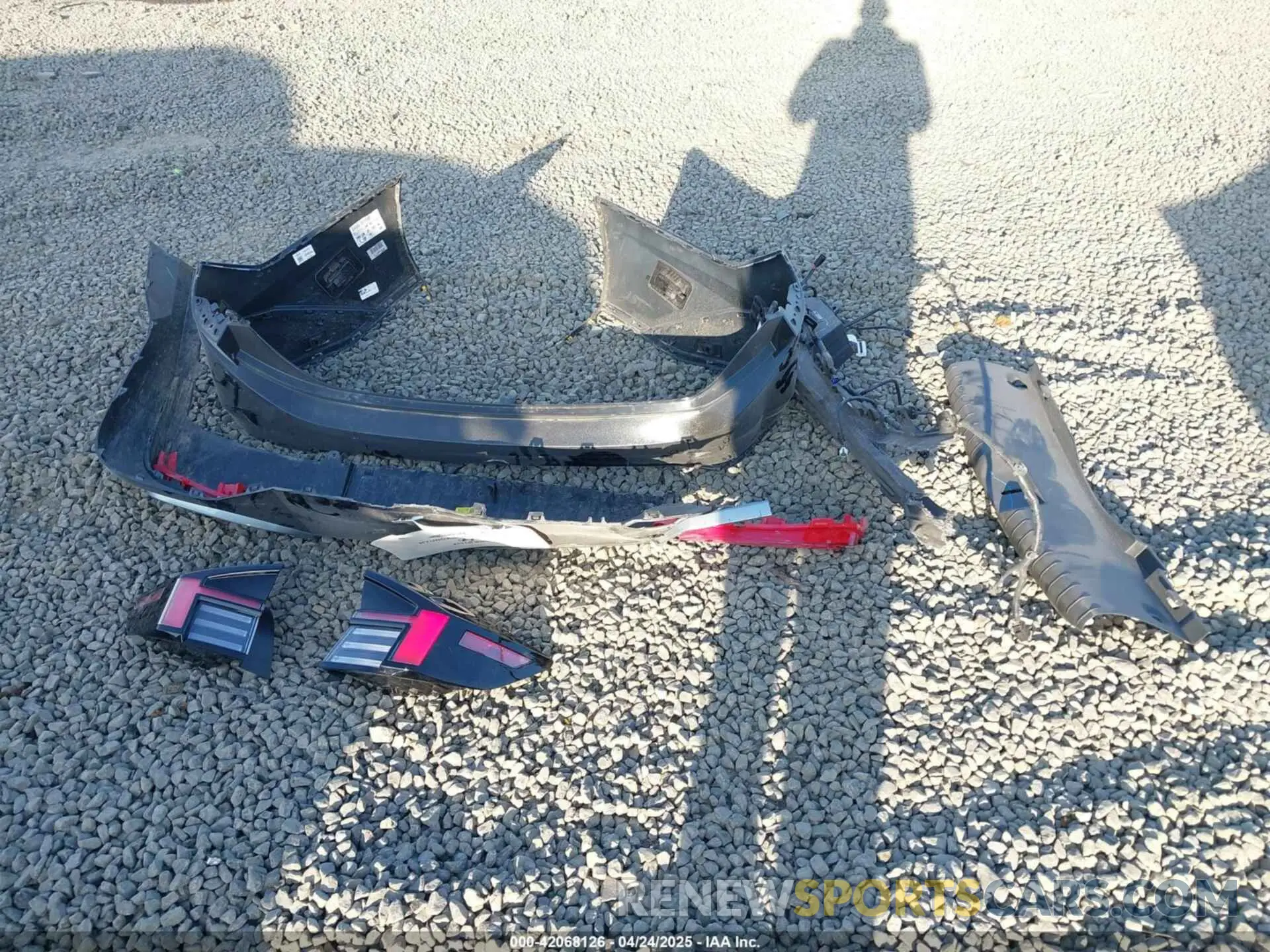 12 Photograph of a damaged car KMHL34JJ7SA110443 HYUNDAI SONATA HYBRID 2025
