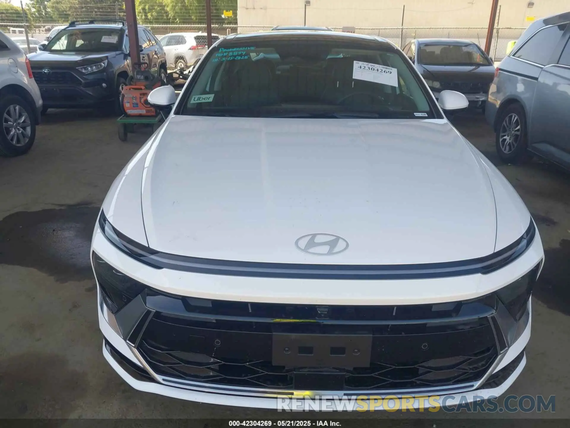 13 Photograph of a damaged car KMHL54JJ0SA119365 HYUNDAI SONATA HYBRID 2025