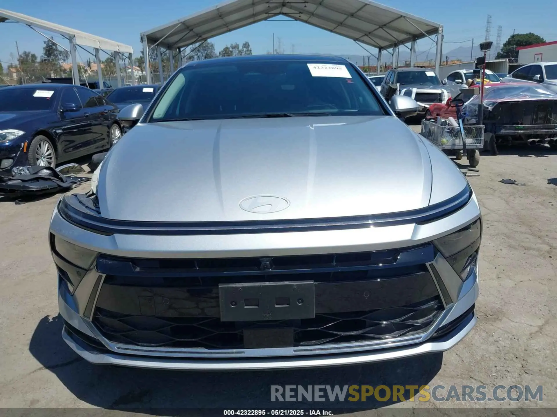 13 Photograph of a damaged car KMHL54JJ5SA110984 HYUNDAI SONATA HYBRID 2025