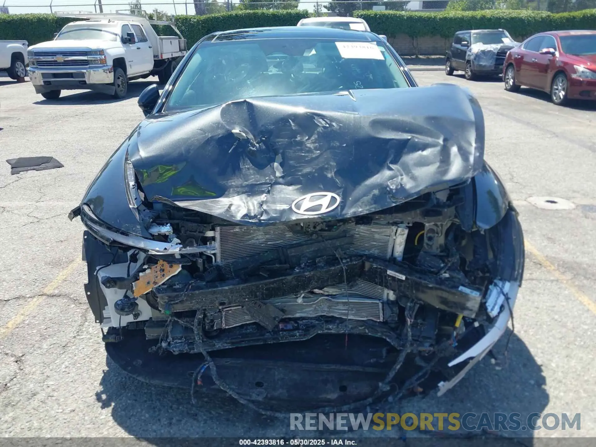 11 Photograph of a damaged car KMHL54JJ8SA116813 HYUNDAI SONATA HYBRID 2025