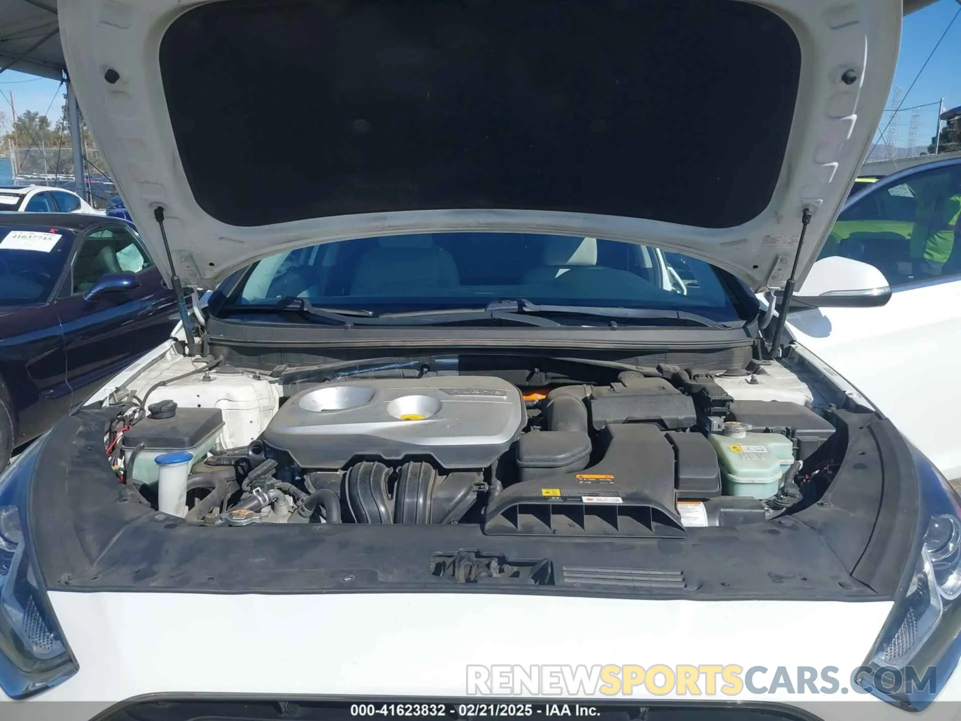 10 Photograph of a damaged car KMHE14L24KA089166 HYUNDAI SONATA PLUG-IN HYBRID 2019