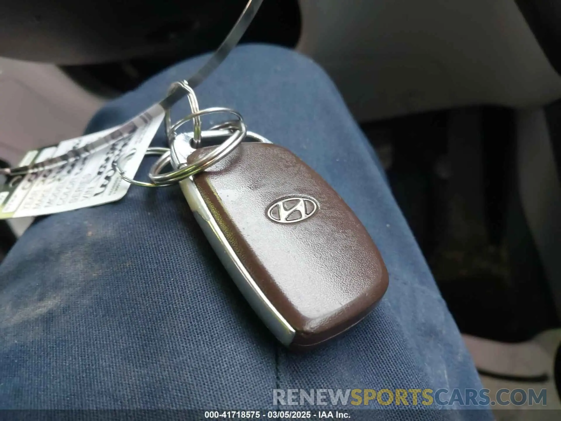 11 Photograph of a damaged car KMHE14L28KA093382 HYUNDAI SONATA PLUG-IN HYBRID 2019