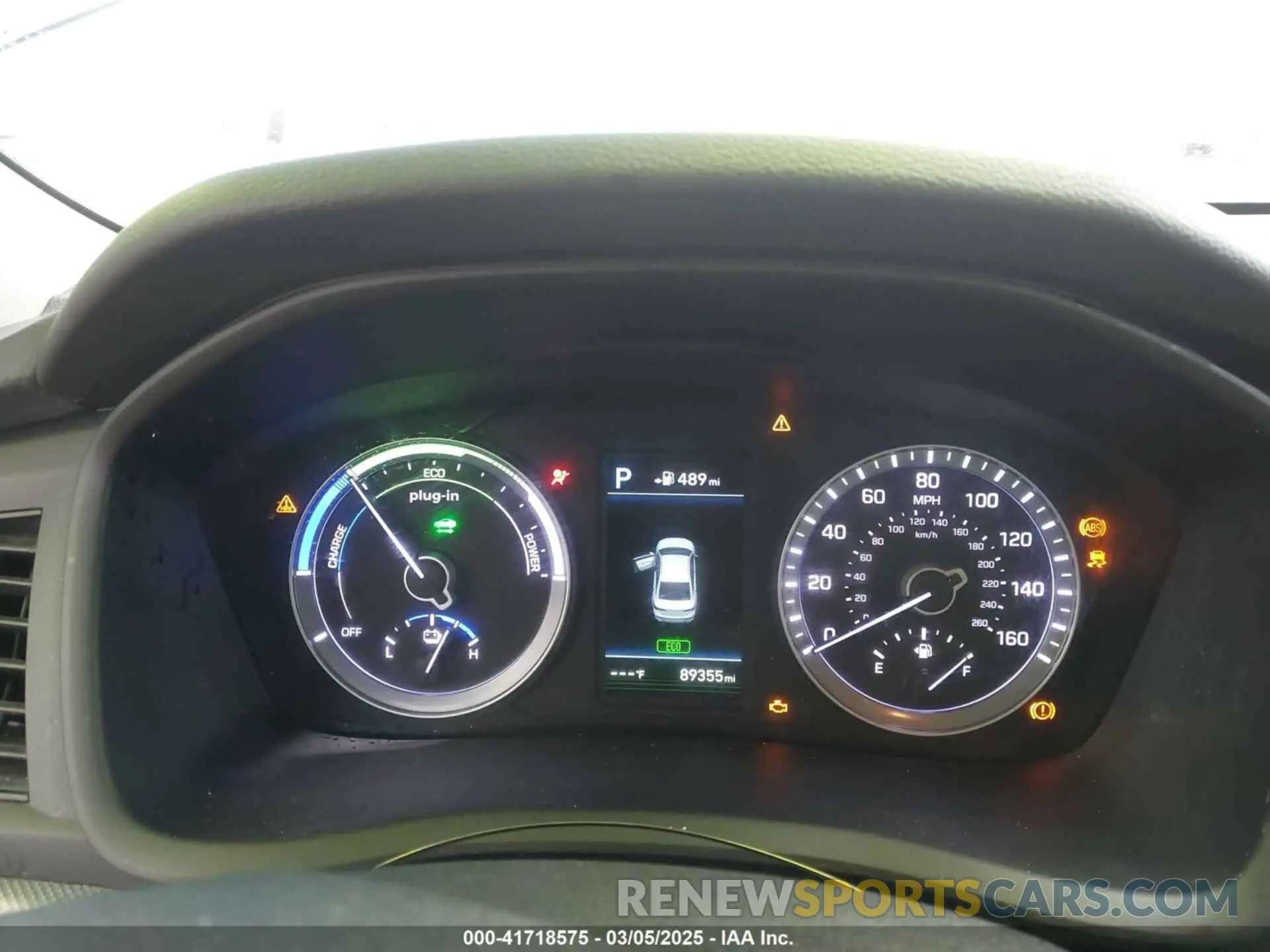 7 Photograph of a damaged car KMHE14L28KA093382 HYUNDAI SONATA PLUG-IN HYBRID 2019