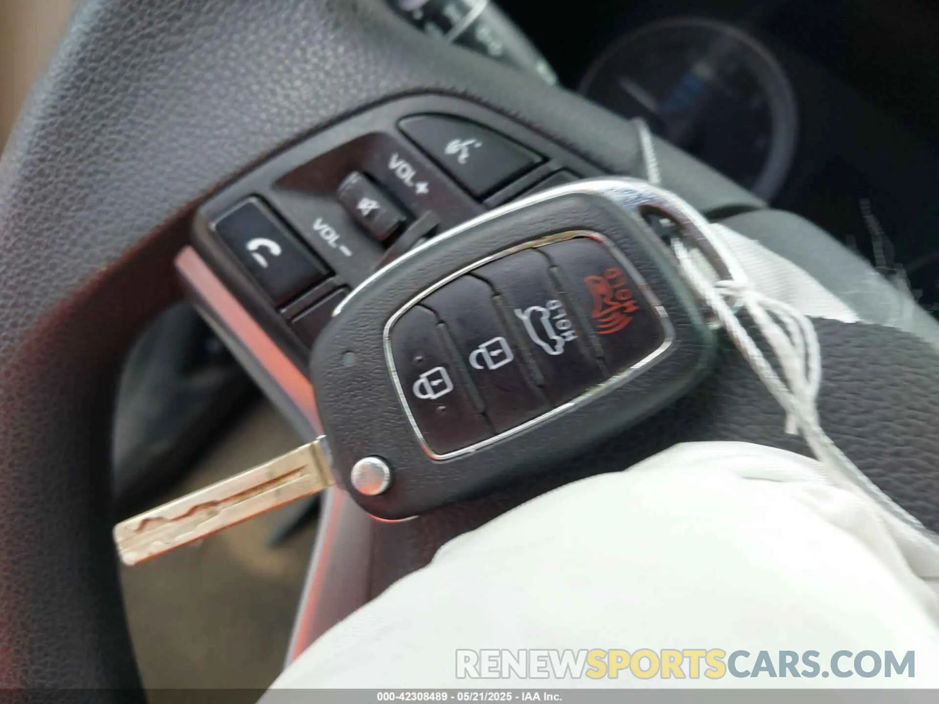 11 Photograph of a damaged car KM8J23A40KU067688 HYUNDAI TUCSON 2019