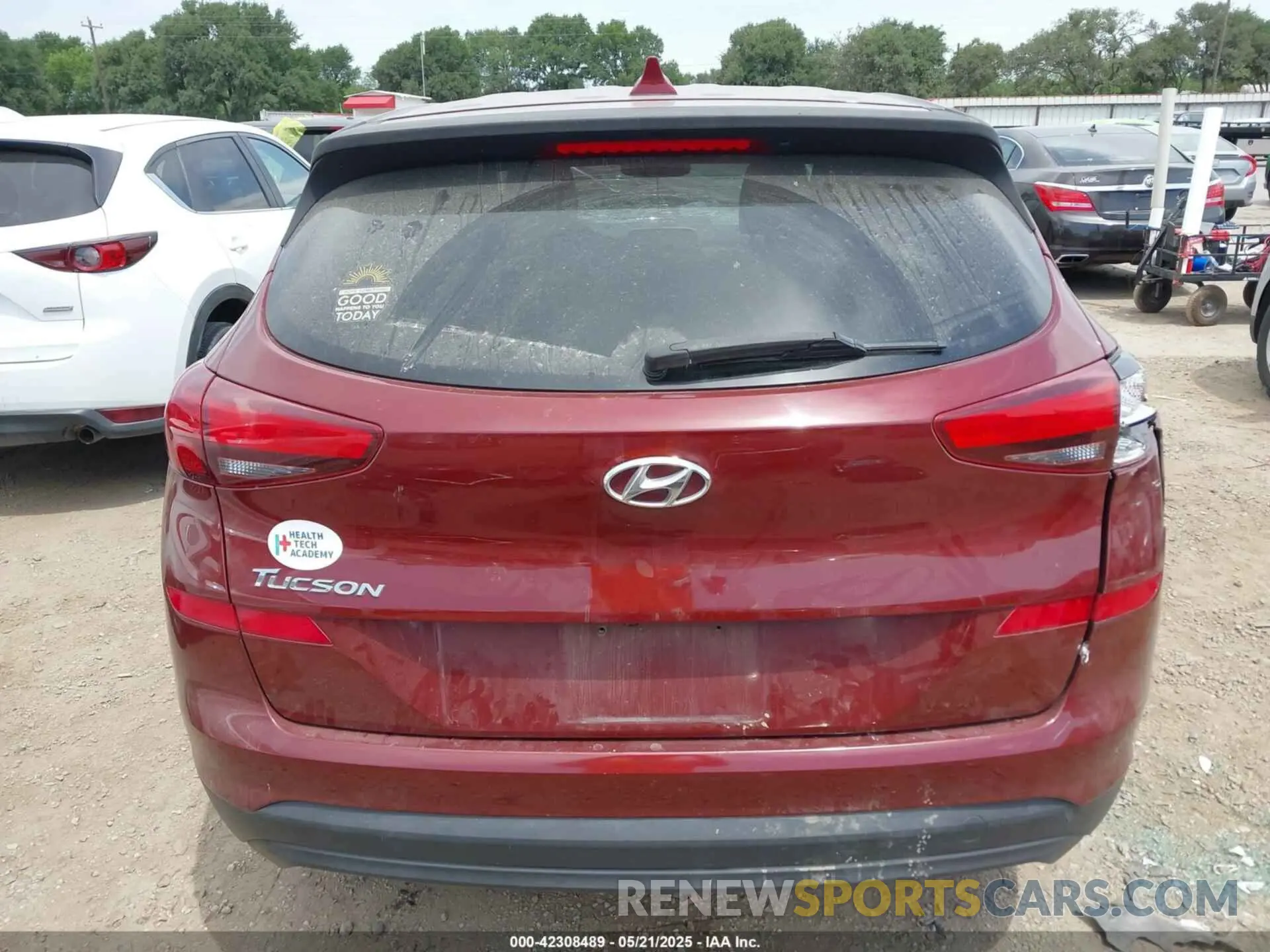 17 Photograph of a damaged car KM8J23A40KU067688 HYUNDAI TUCSON 2019