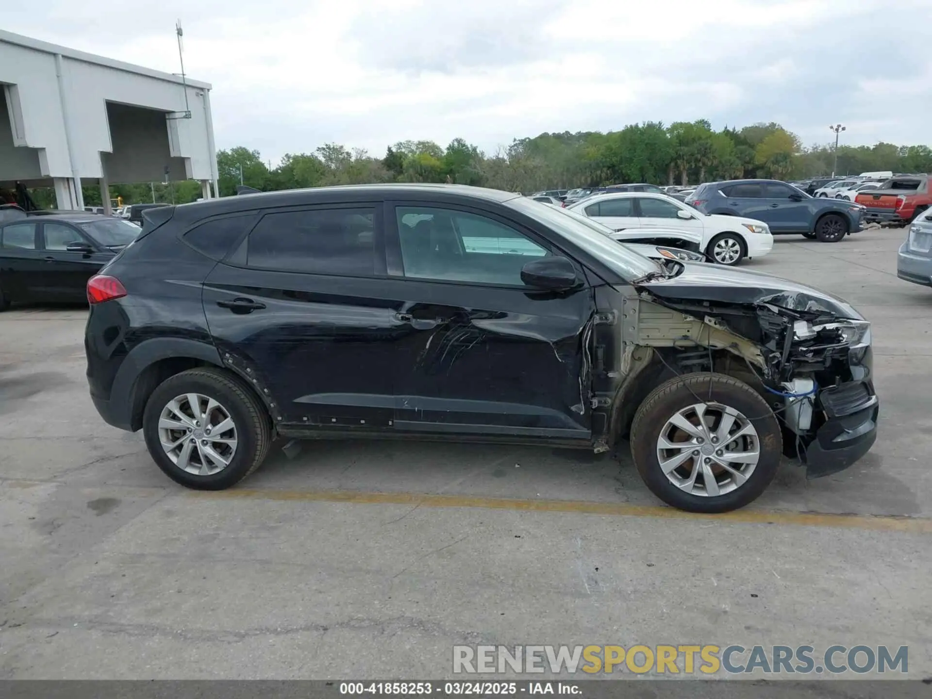 14 Photograph of a damaged car KM8J23A40KU874423 HYUNDAI TUCSON 2019