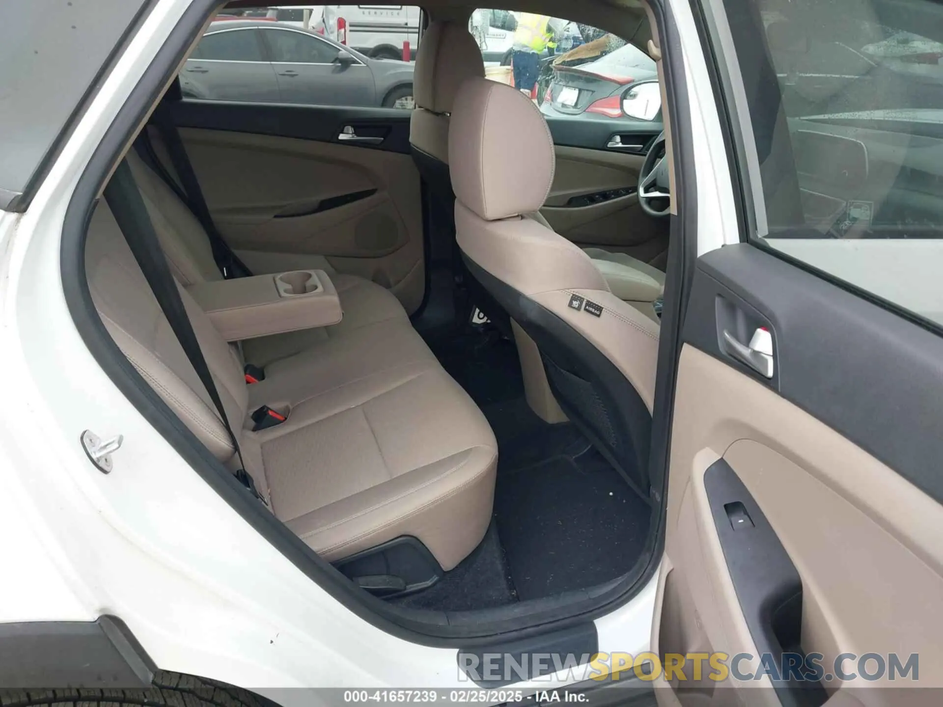8 Photograph of a damaged car KM8J23A40KU974778 HYUNDAI TUCSON 2019