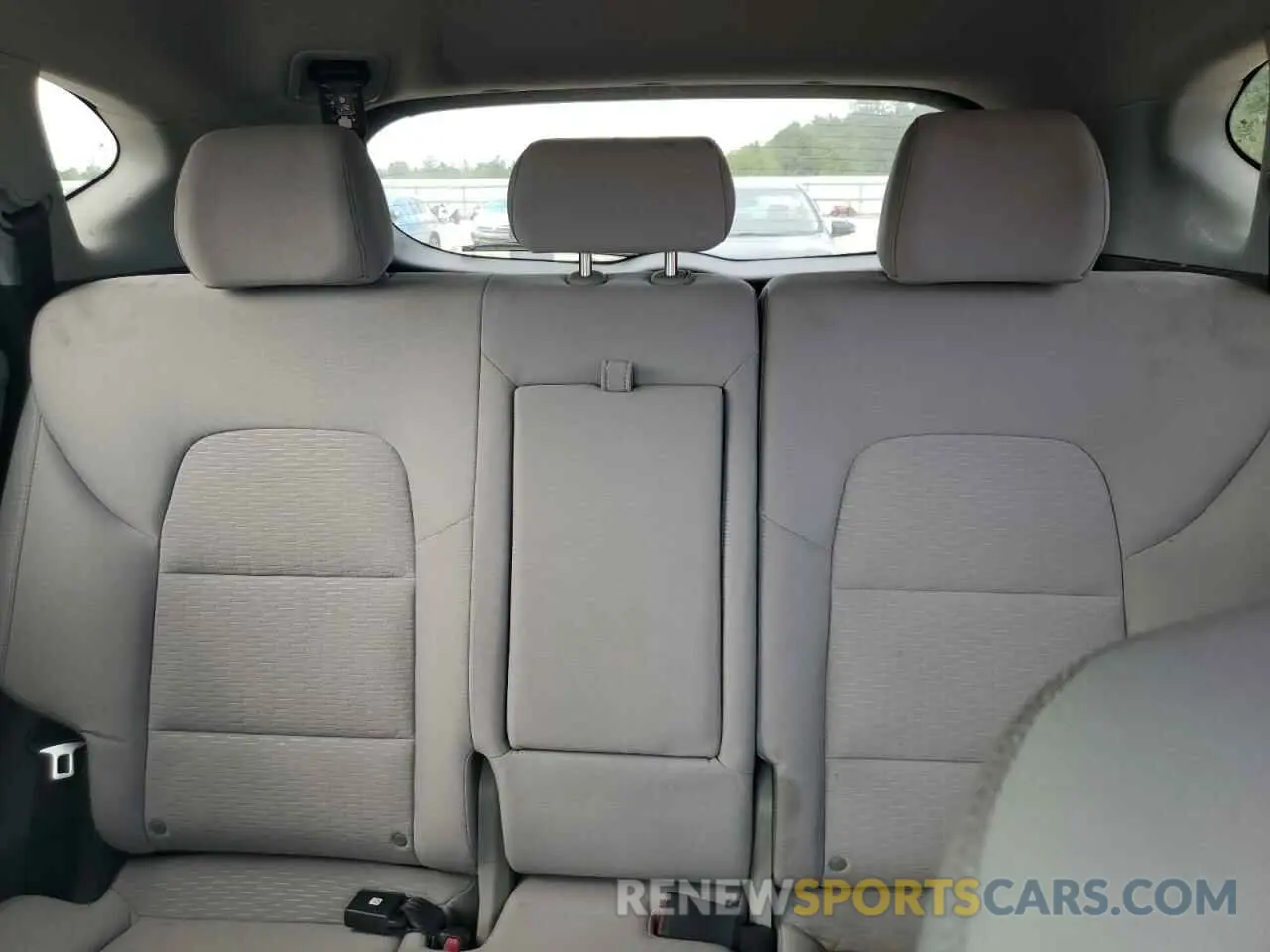 10 Photograph of a damaged car KM8J23A42KU059365 HYUNDAI TUCSON 2019