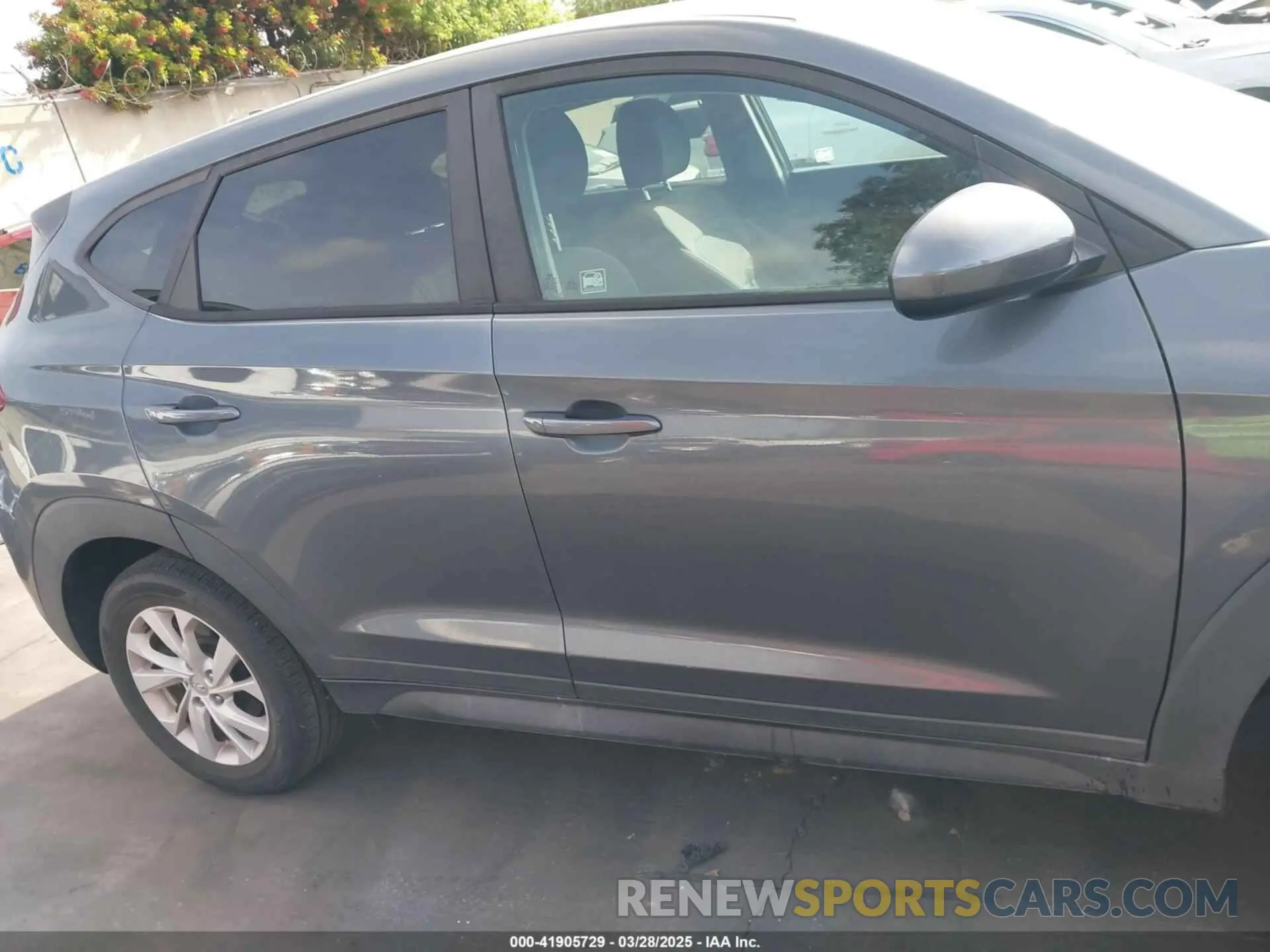 13 Photograph of a damaged car KM8J23A42KU079664 HYUNDAI TUCSON 2019