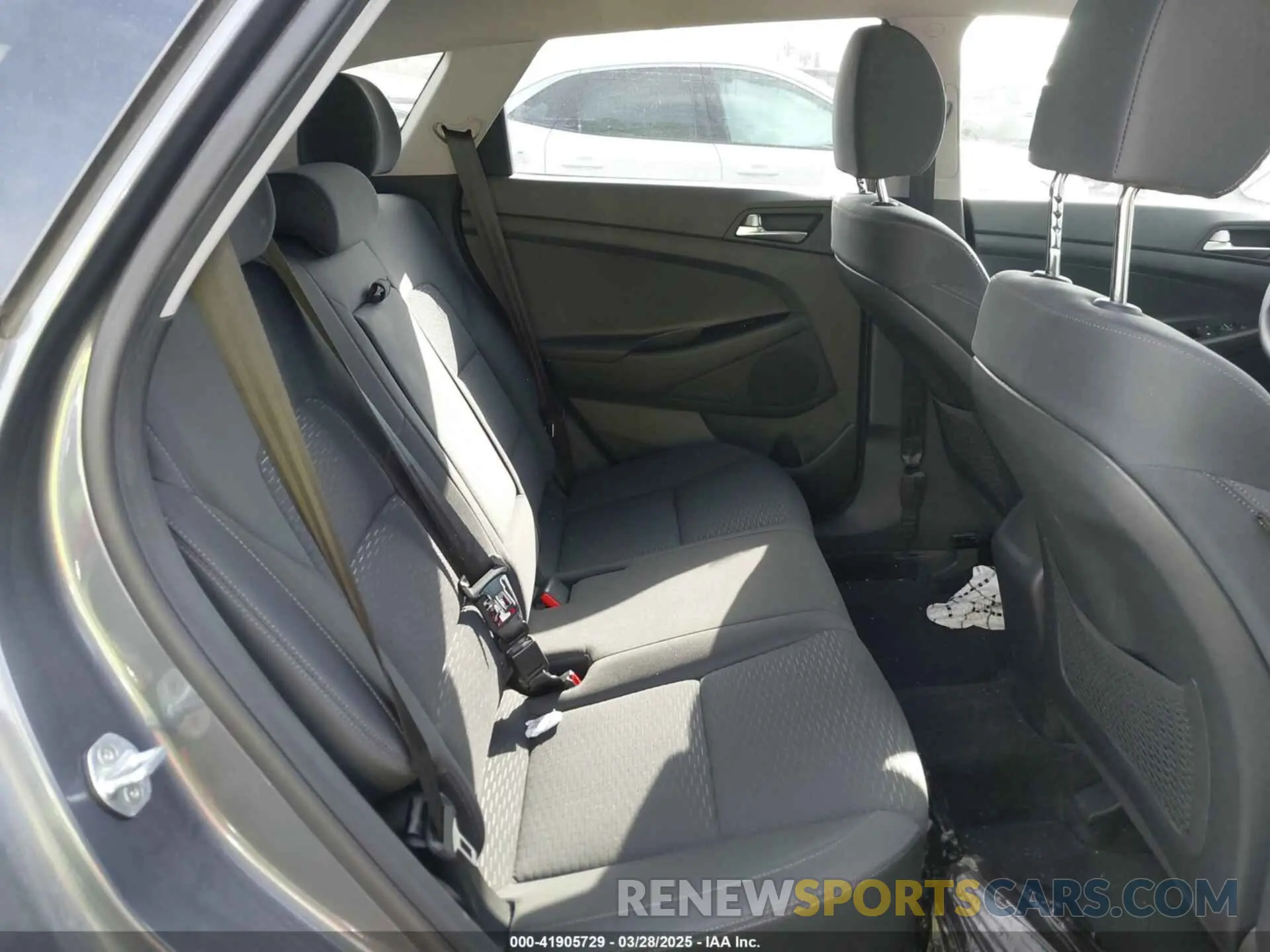 8 Photograph of a damaged car KM8J23A42KU079664 HYUNDAI TUCSON 2019