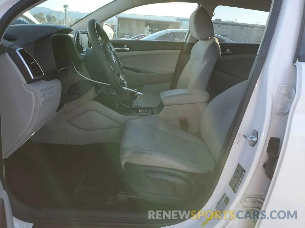 7 Photograph of a damaged car KM8J23A43KU016783 HYUNDAI TUCSON 2019
