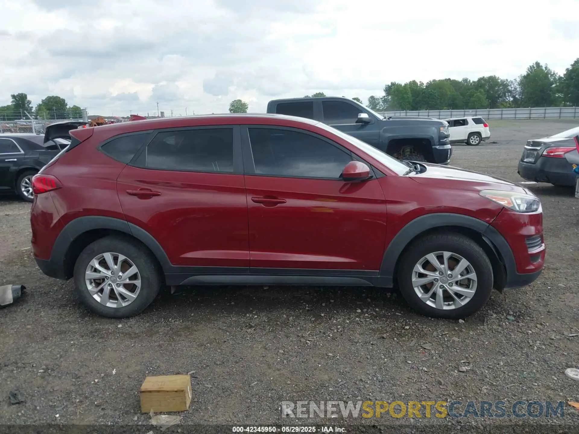 13 Photograph of a damaged car KM8J23A43KU885111 HYUNDAI TUCSON 2019