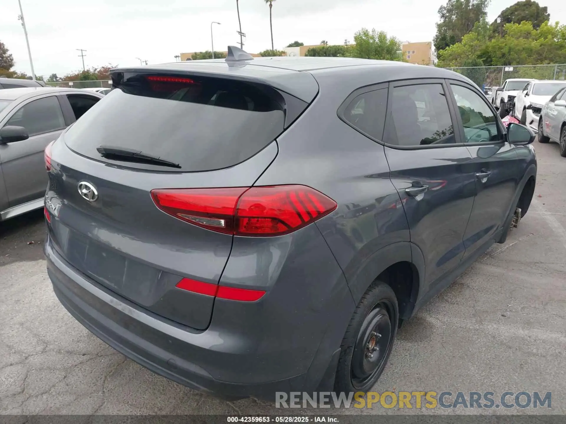 4 Photograph of a damaged car KM8J23A43KU990893 HYUNDAI TUCSON 2019