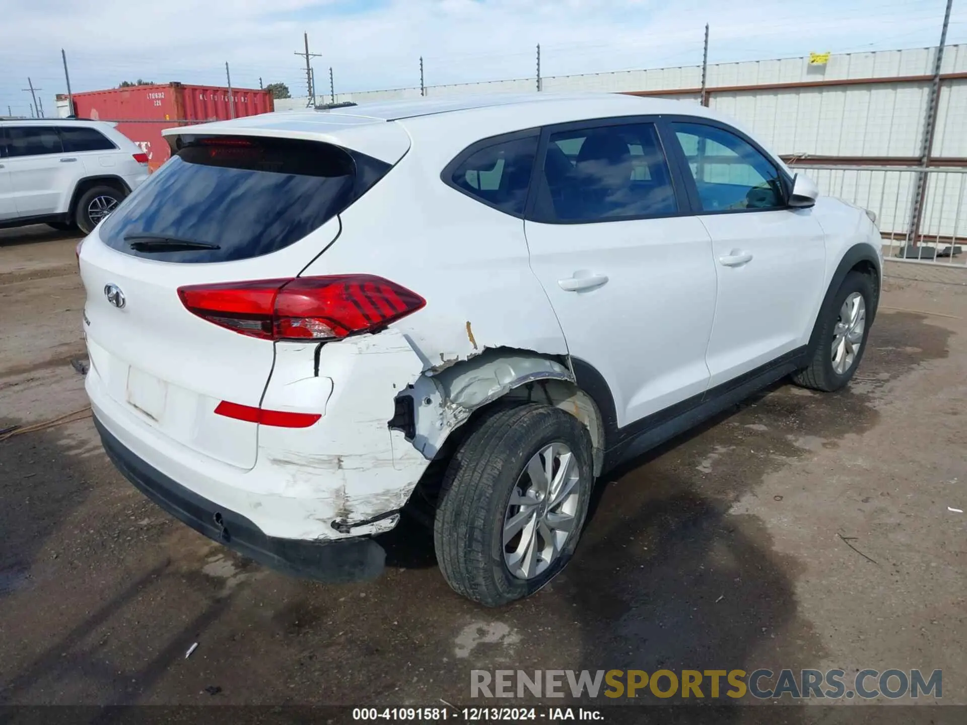 4 Photograph of a damaged car KM8J23A44KU888373 HYUNDAI TUCSON 2019
