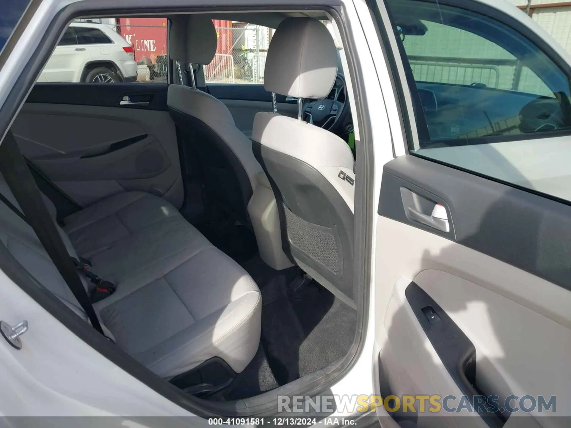 8 Photograph of a damaged car KM8J23A44KU888373 HYUNDAI TUCSON 2019