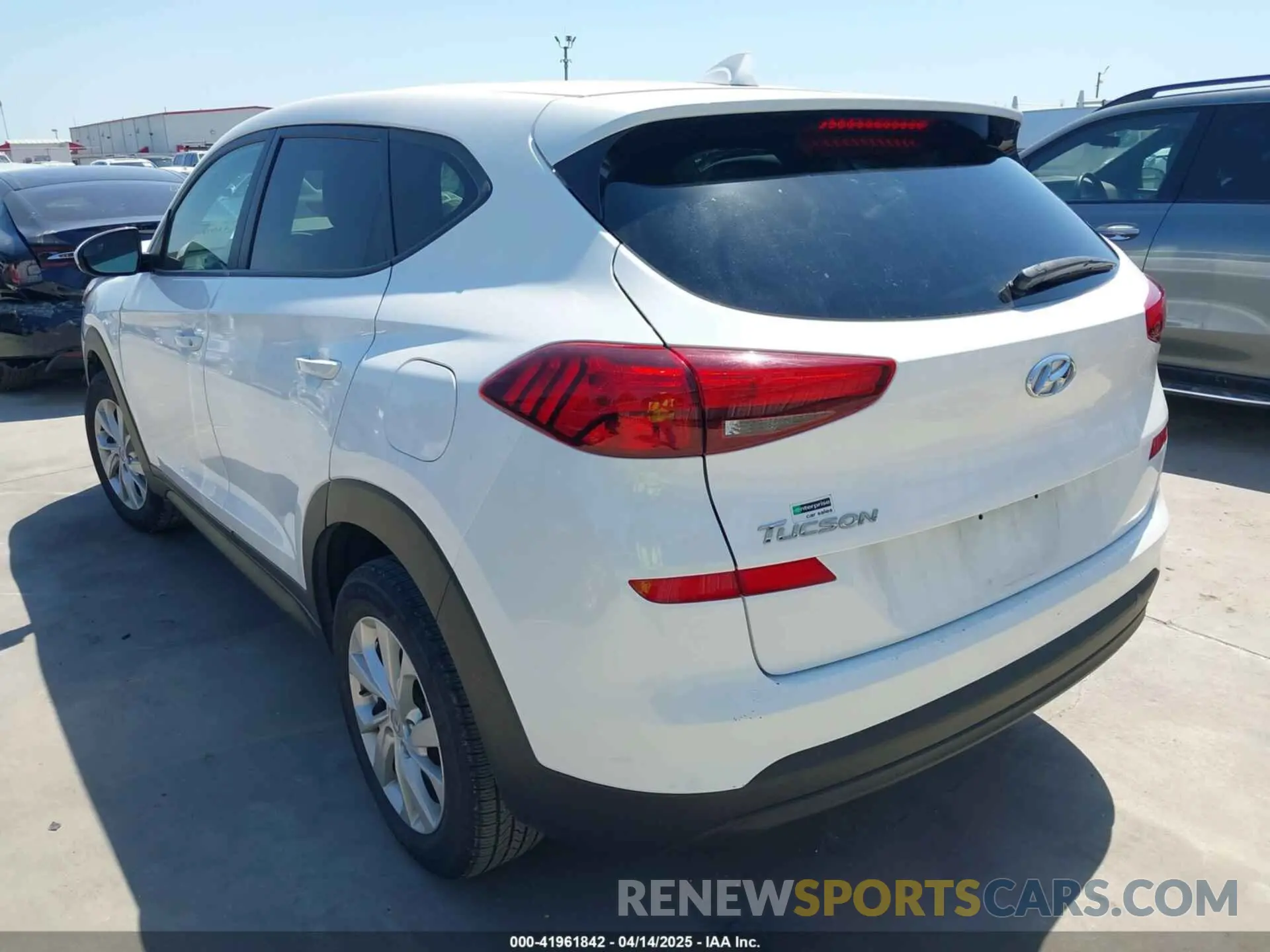 3 Photograph of a damaged car KM8J23A44KU914504 HYUNDAI TUCSON 2019