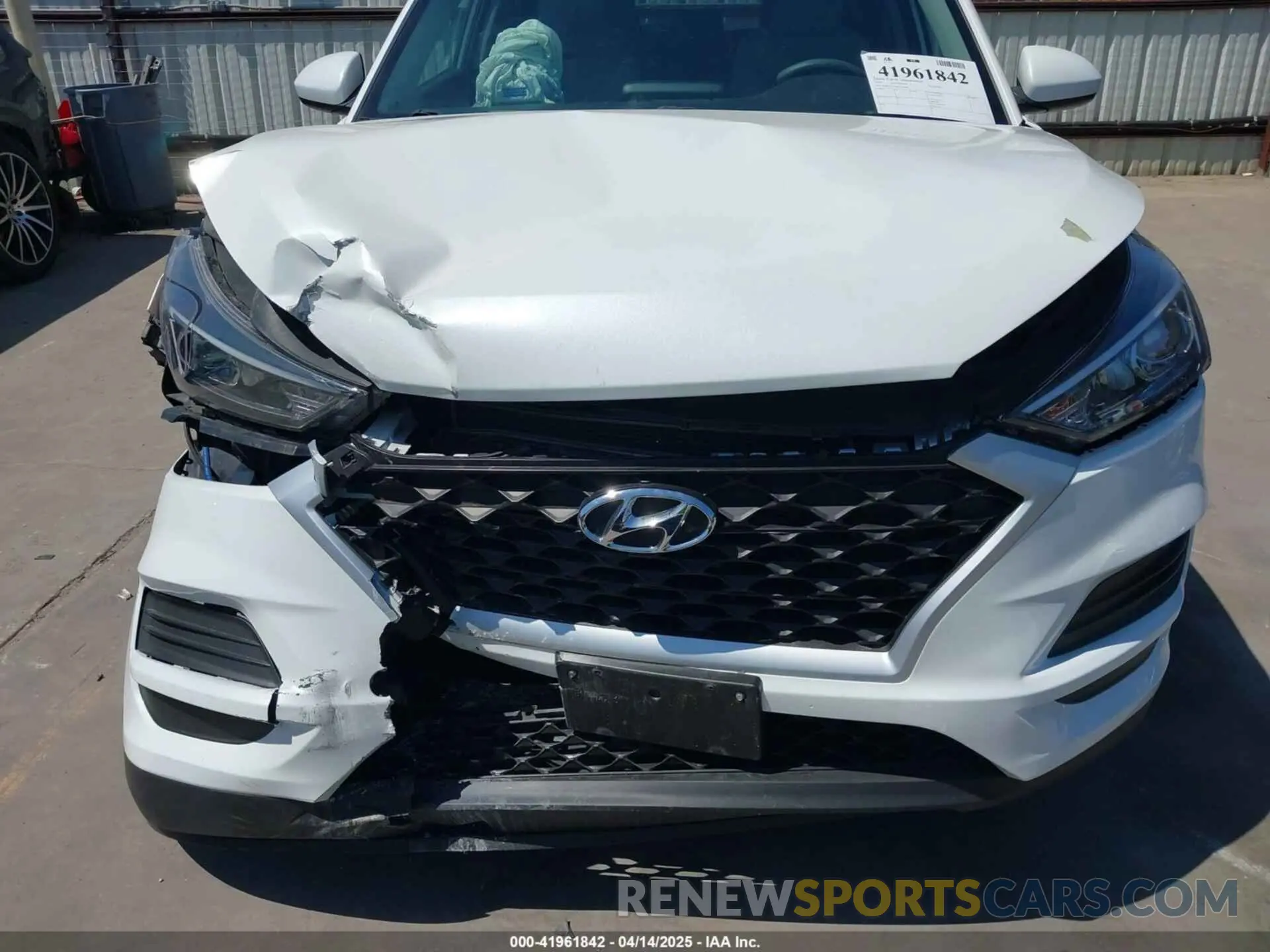 6 Photograph of a damaged car KM8J23A44KU914504 HYUNDAI TUCSON 2019