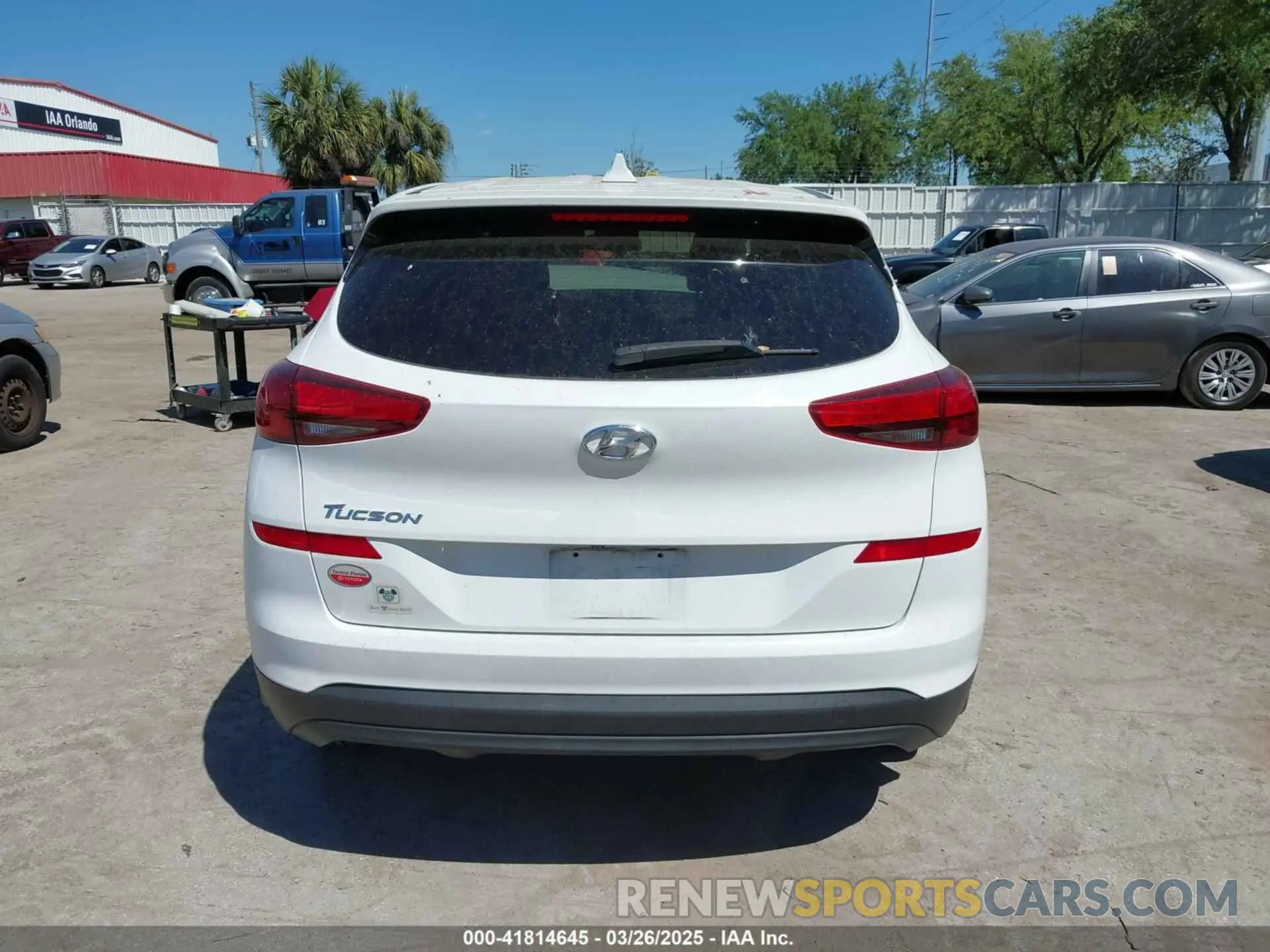 16 Photograph of a damaged car KM8J23A44KU962634 HYUNDAI TUCSON 2019