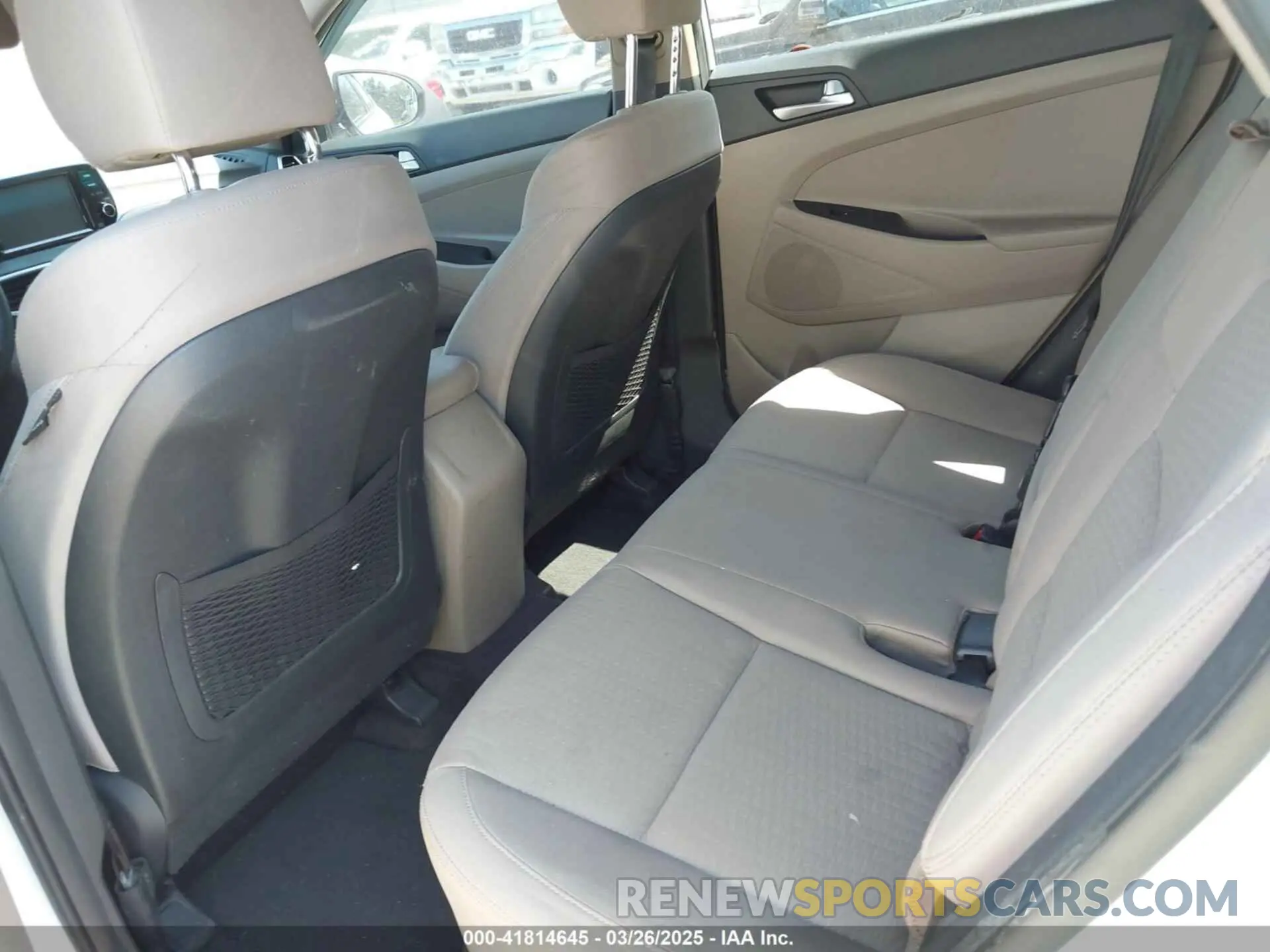 8 Photograph of a damaged car KM8J23A44KU962634 HYUNDAI TUCSON 2019