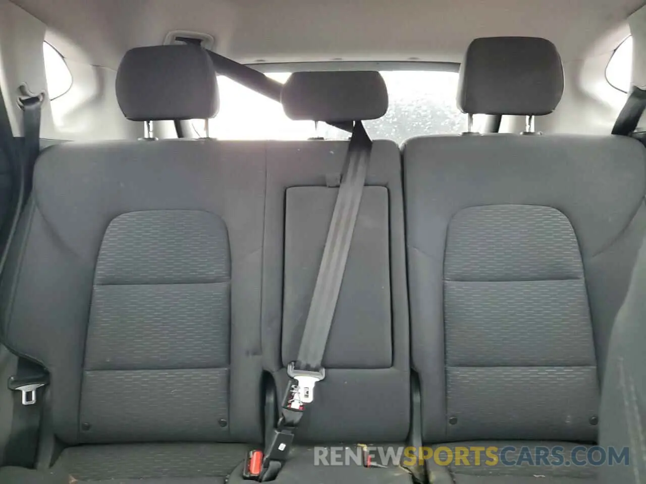10 Photograph of a damaged car KM8J23A44KU979353 HYUNDAI TUCSON 2019