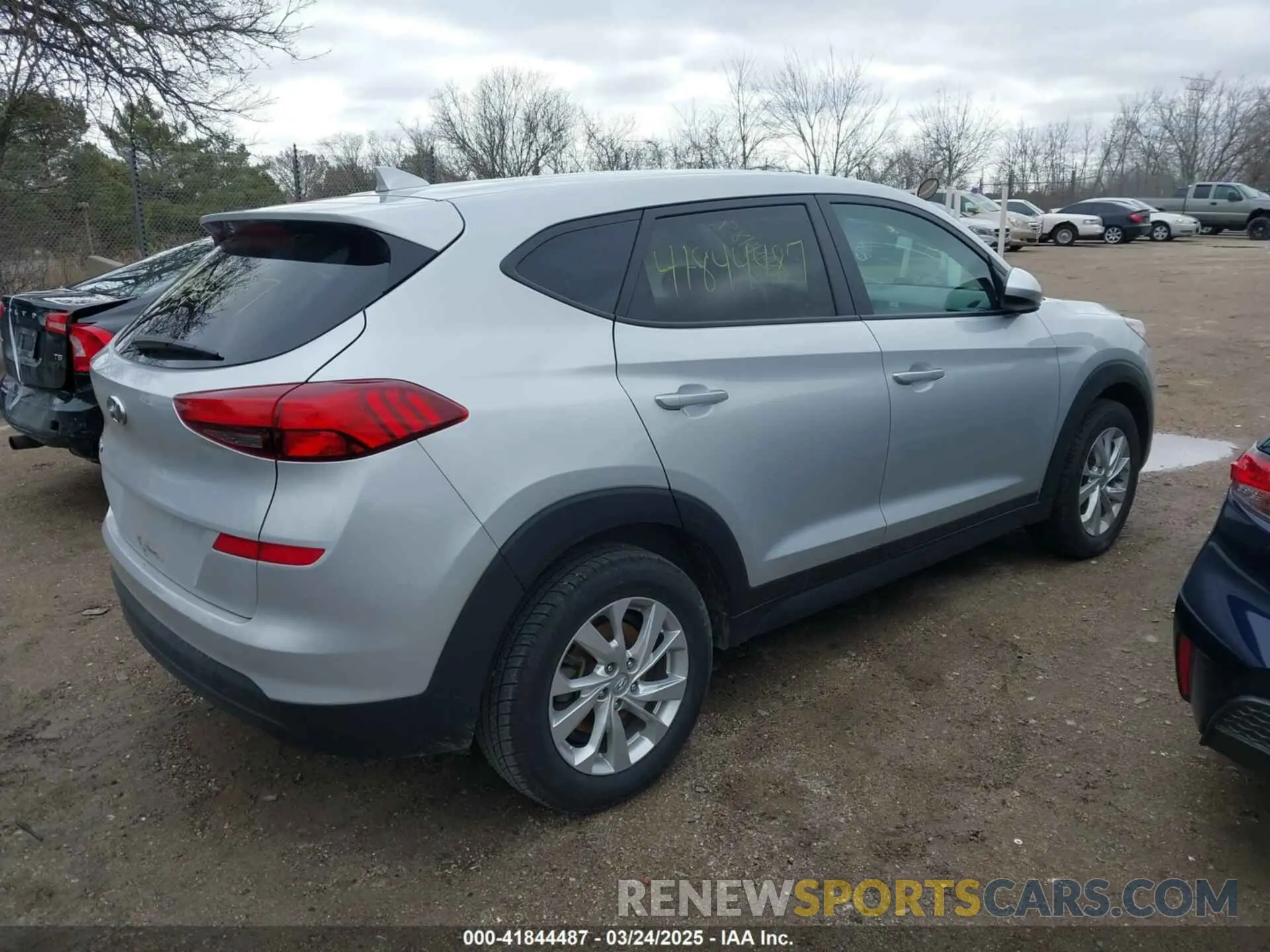 4 Photograph of a damaged car KM8J23A46KU902032 HYUNDAI TUCSON 2019