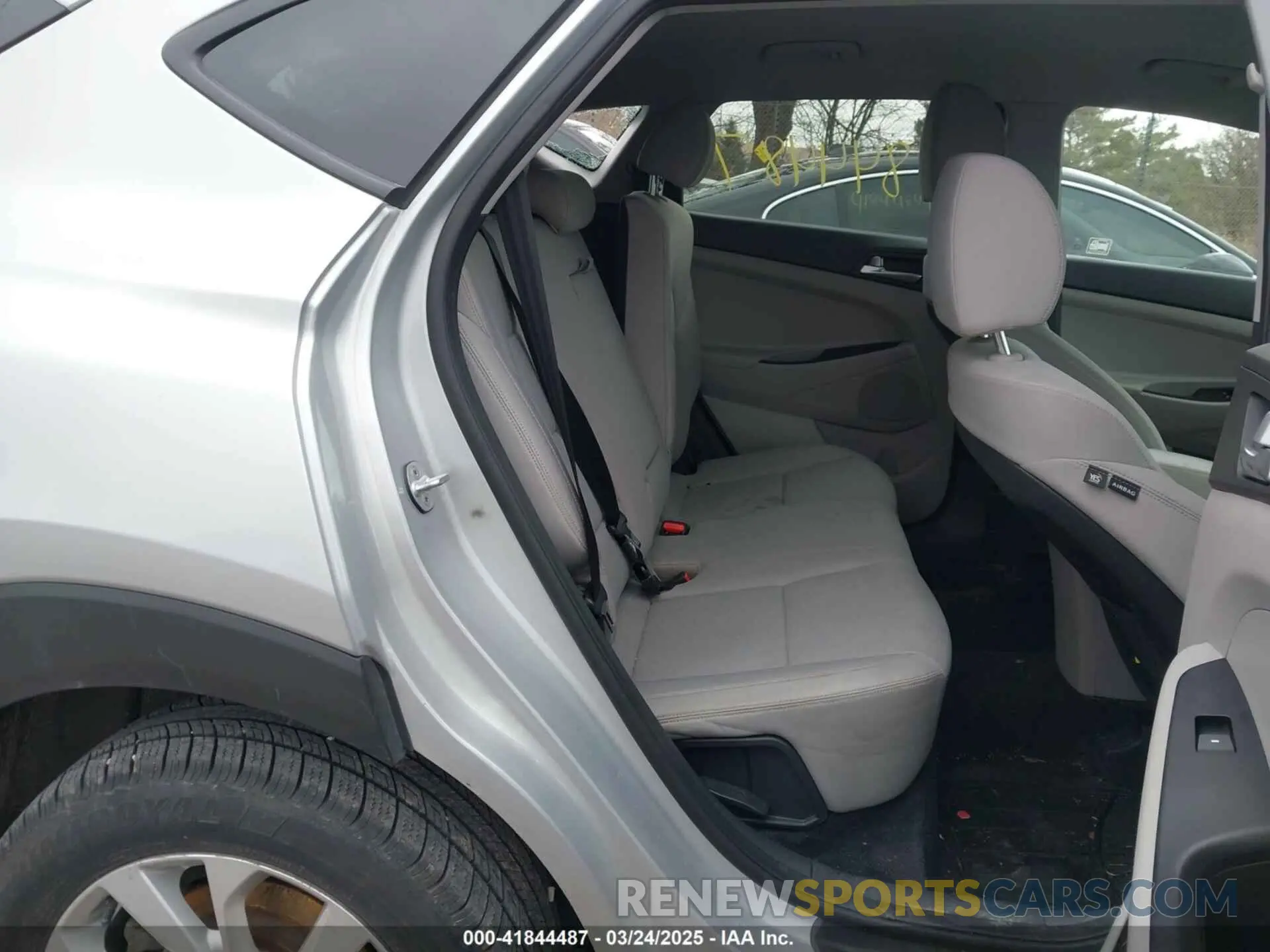 8 Photograph of a damaged car KM8J23A46KU902032 HYUNDAI TUCSON 2019
