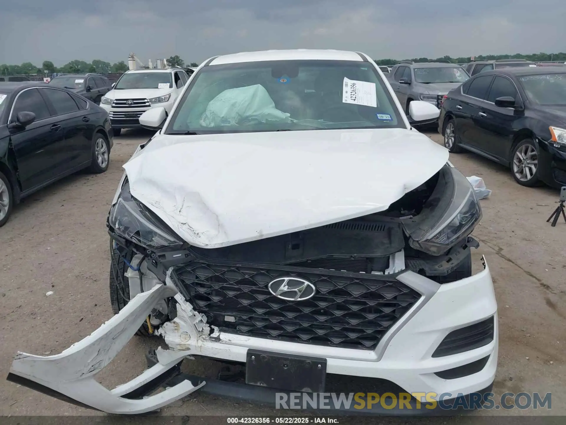 12 Photograph of a damaged car KM8J23A46KU904329 HYUNDAI TUCSON 2019