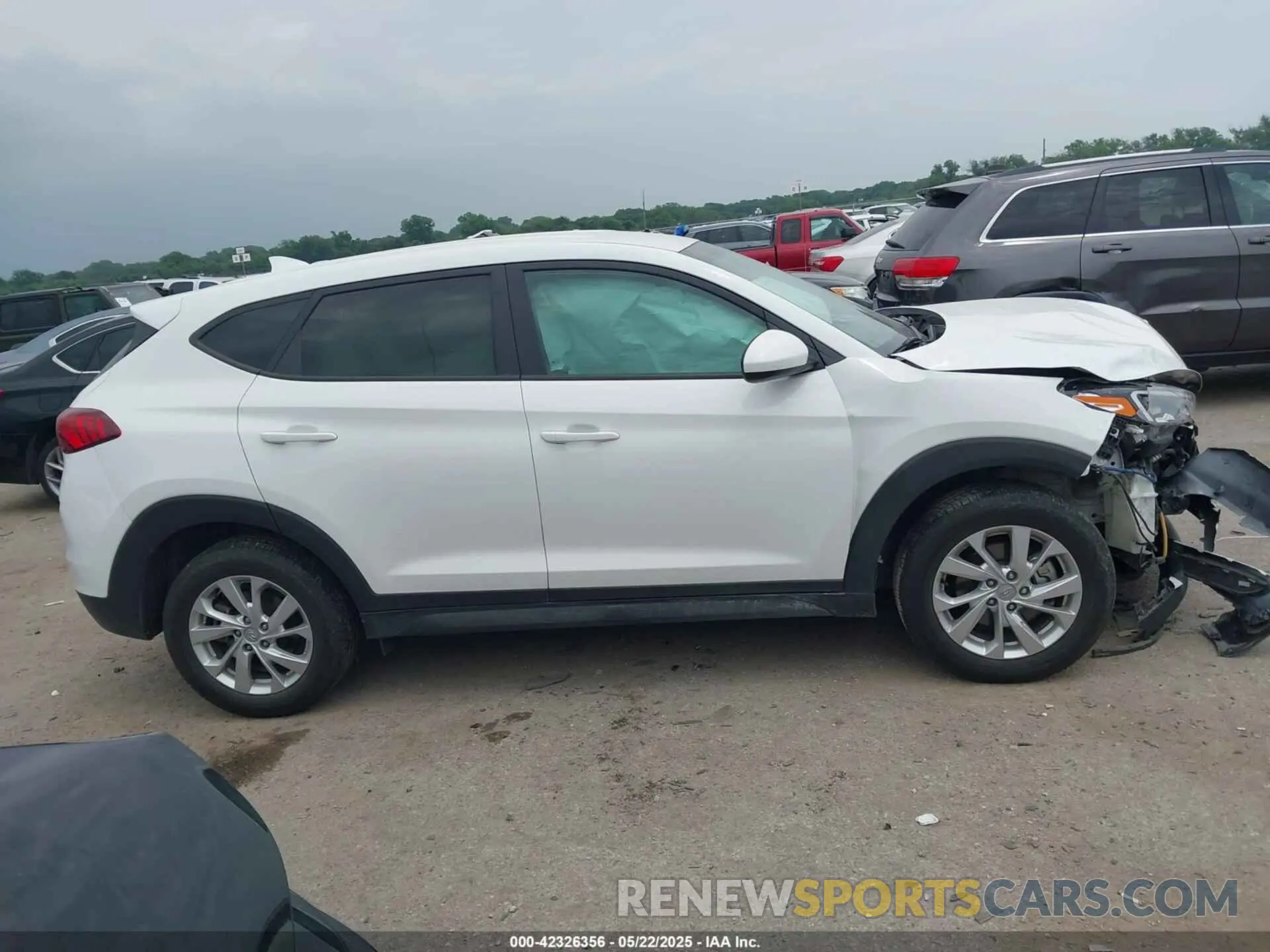 13 Photograph of a damaged car KM8J23A46KU904329 HYUNDAI TUCSON 2019