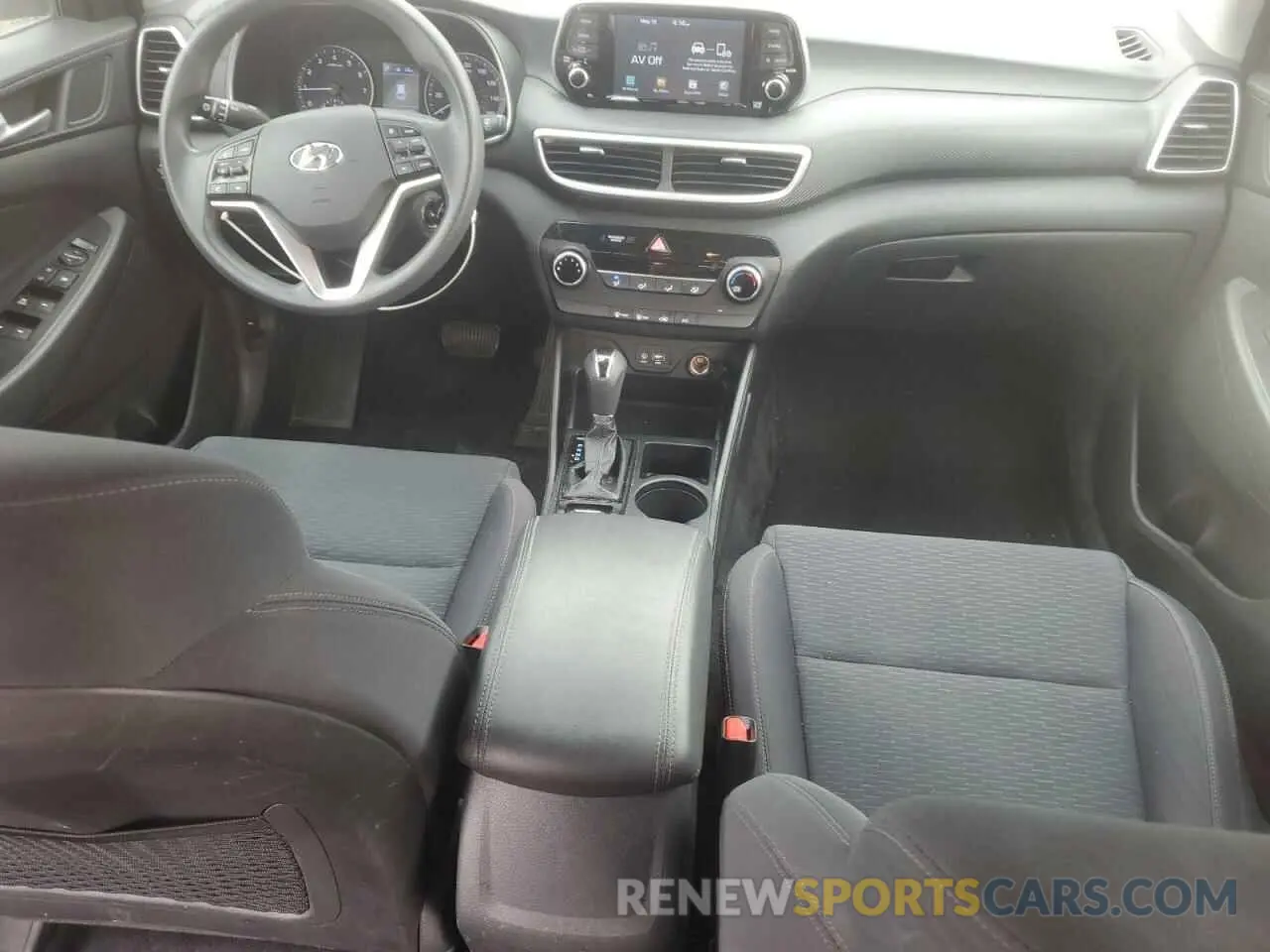 8 Photograph of a damaged car KM8J23A46KU913984 HYUNDAI TUCSON 2019