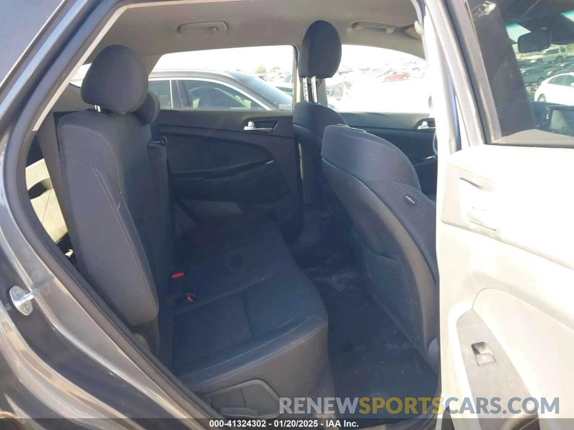 8 Photograph of a damaged car KM8J23A47KU993859 HYUNDAI TUCSON 2019