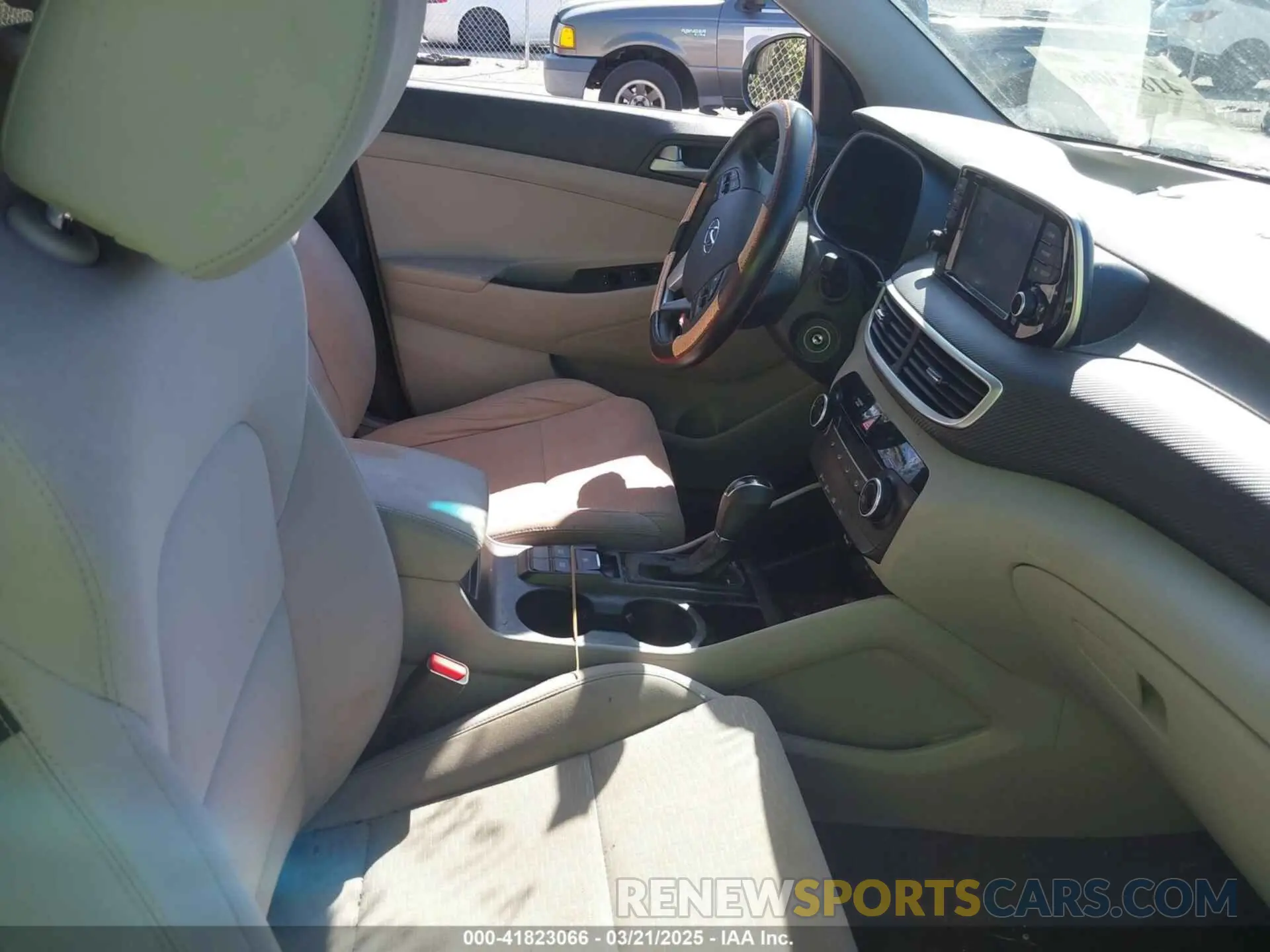5 Photograph of a damaged car KM8J23A48KU051688 HYUNDAI TUCSON 2019